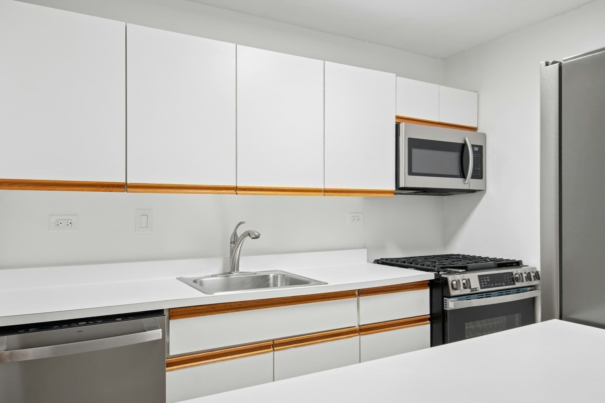 Condominium at 9 Hawthorne Pl # 2C, Boston MA 02114, Boston, photo 15 of 27