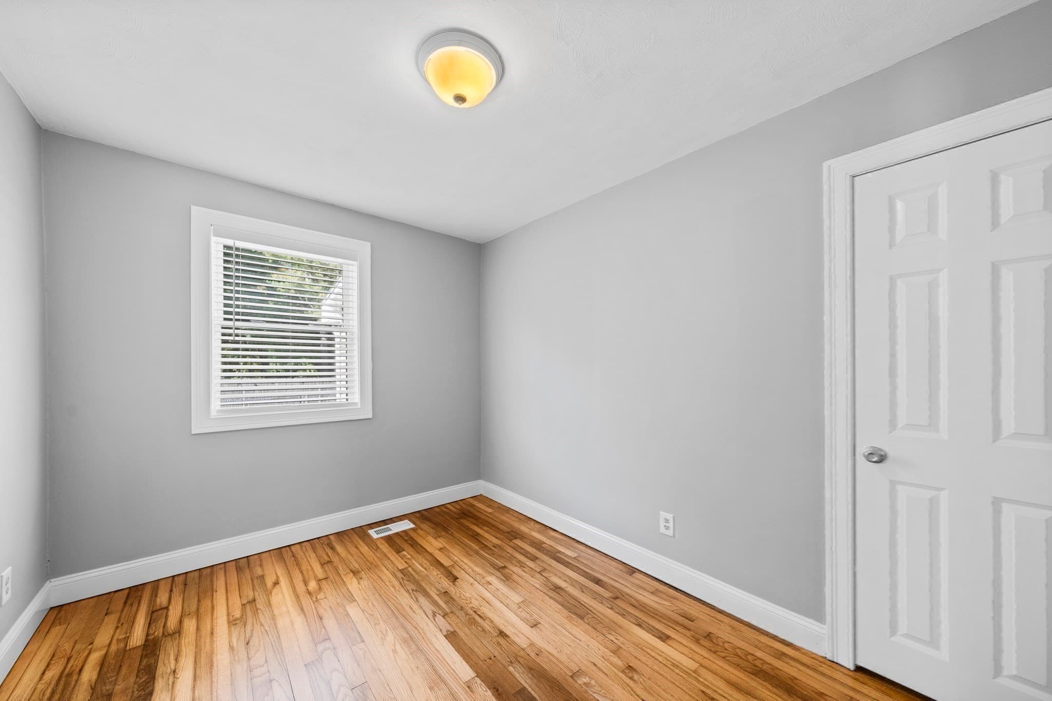 Single Family Residence at 42 Holland Dr, East Longmeadow MA 01028, East Longmeadow, photo 16 of 38