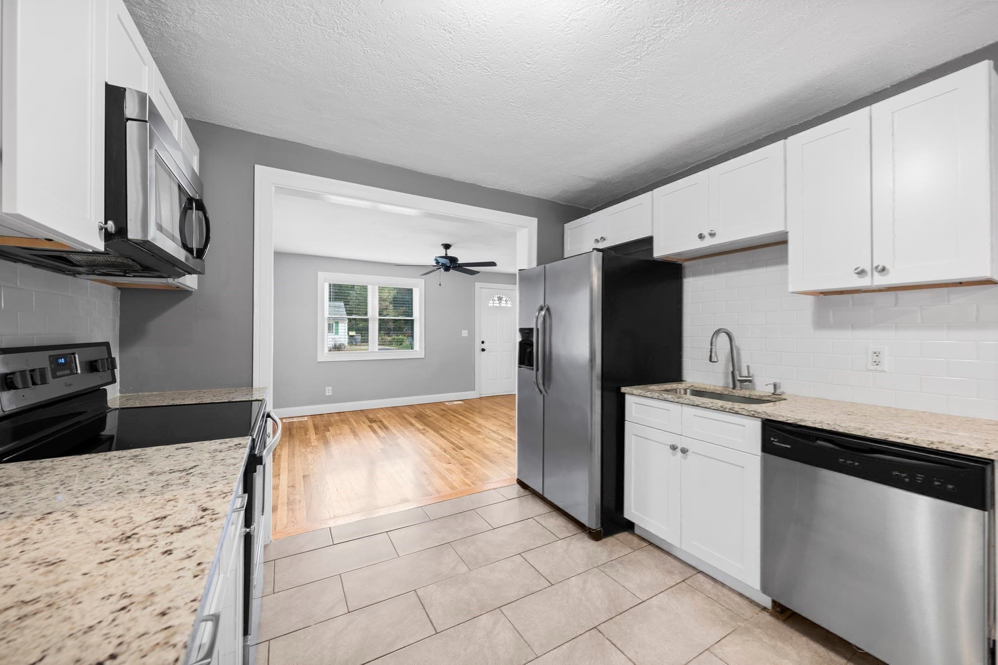 Single Family Residence at 42 Holland Dr, East Longmeadow MA 01028, East Longmeadow, photo 5 of 38