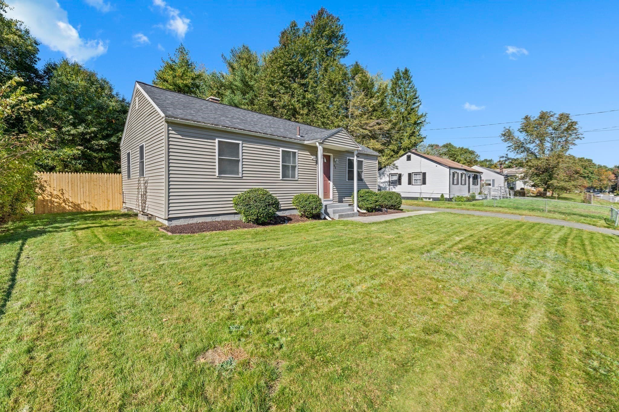 Single Family Residence at 42 Holland Dr, East Longmeadow MA 01028, East Longmeadow, photo 29 of 38