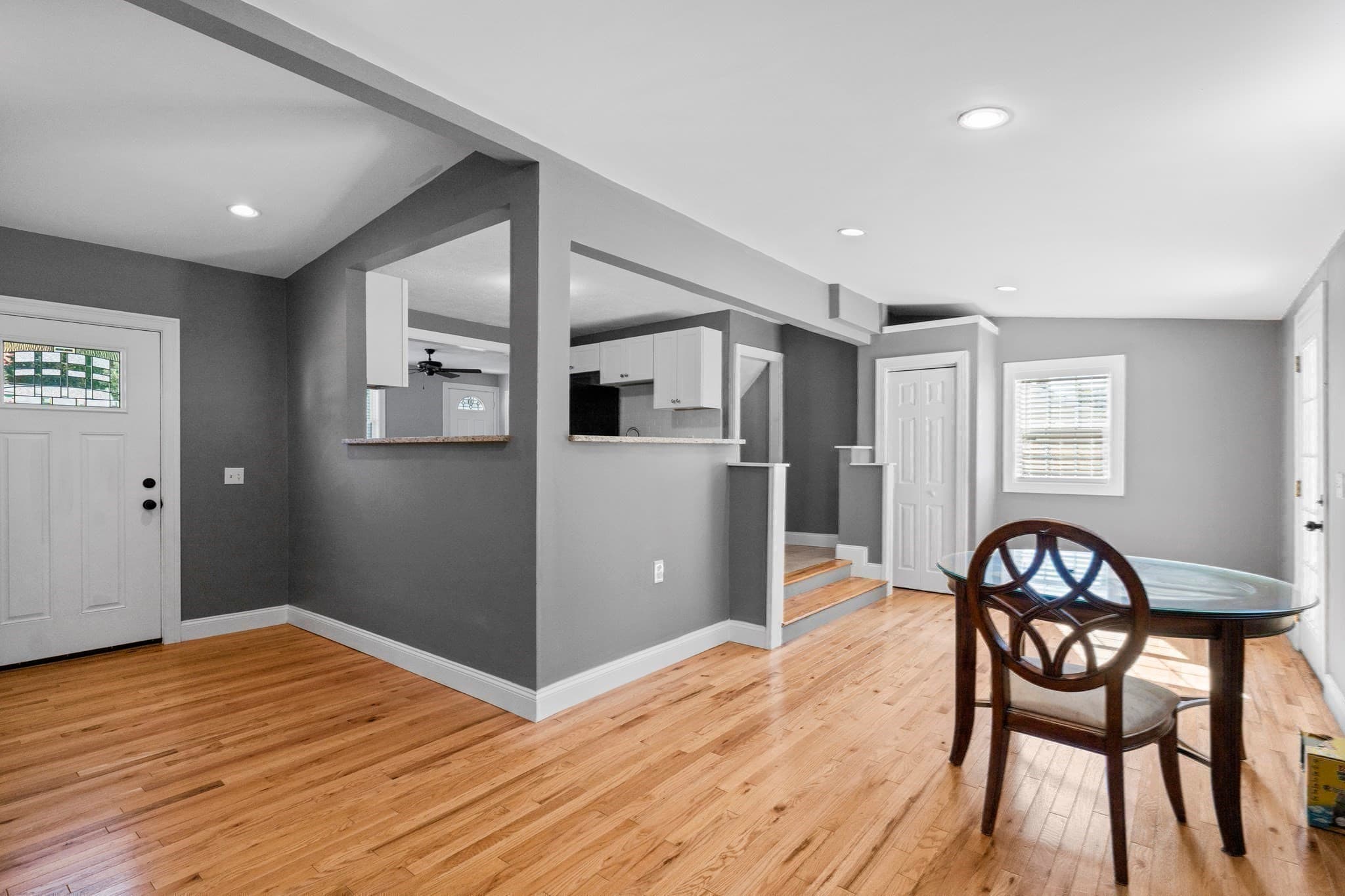 Single Family Residence at 42 Holland Dr, East Longmeadow MA 01028, East Longmeadow, photo 8 of 38