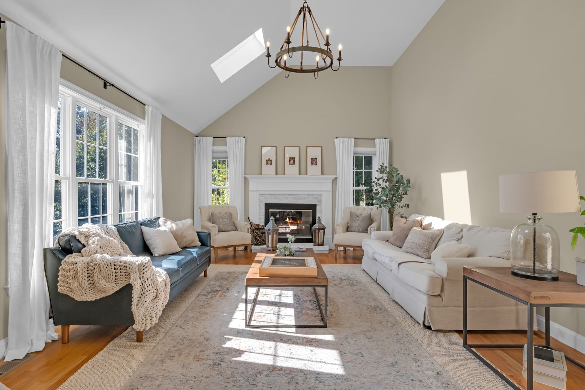 Single Family Residence at 1 Highland Ln, Sturbridge MA 01518, photo 12 of 42