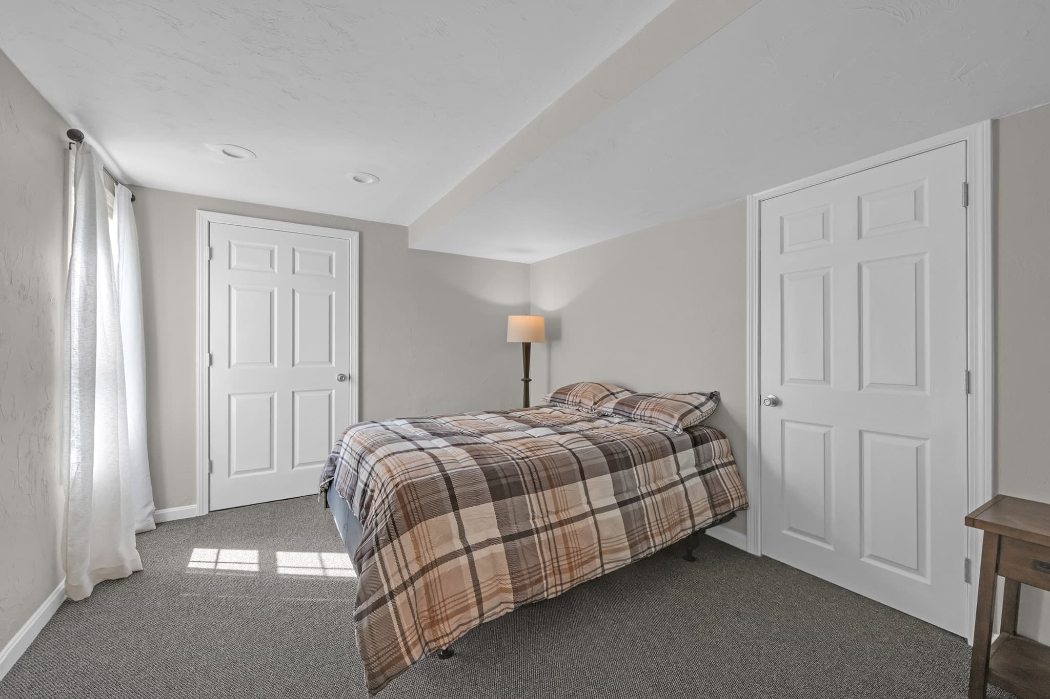 Single Family Residence at 1 Highland Ln, Sturbridge MA 01518, photo 33 of 42