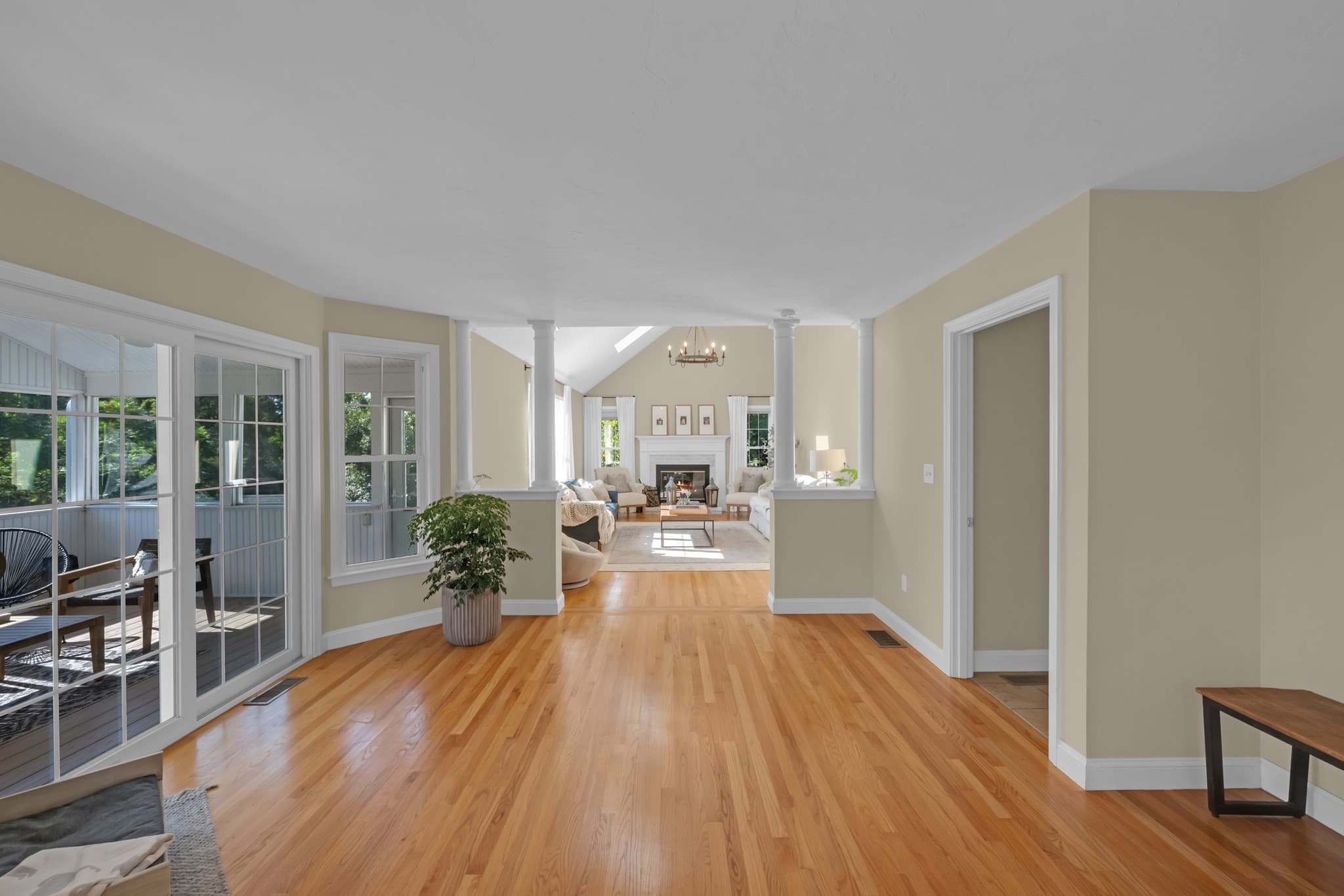 Single Family Residence at 1 Highland Ln, Sturbridge MA 01518, photo 11 of 42
