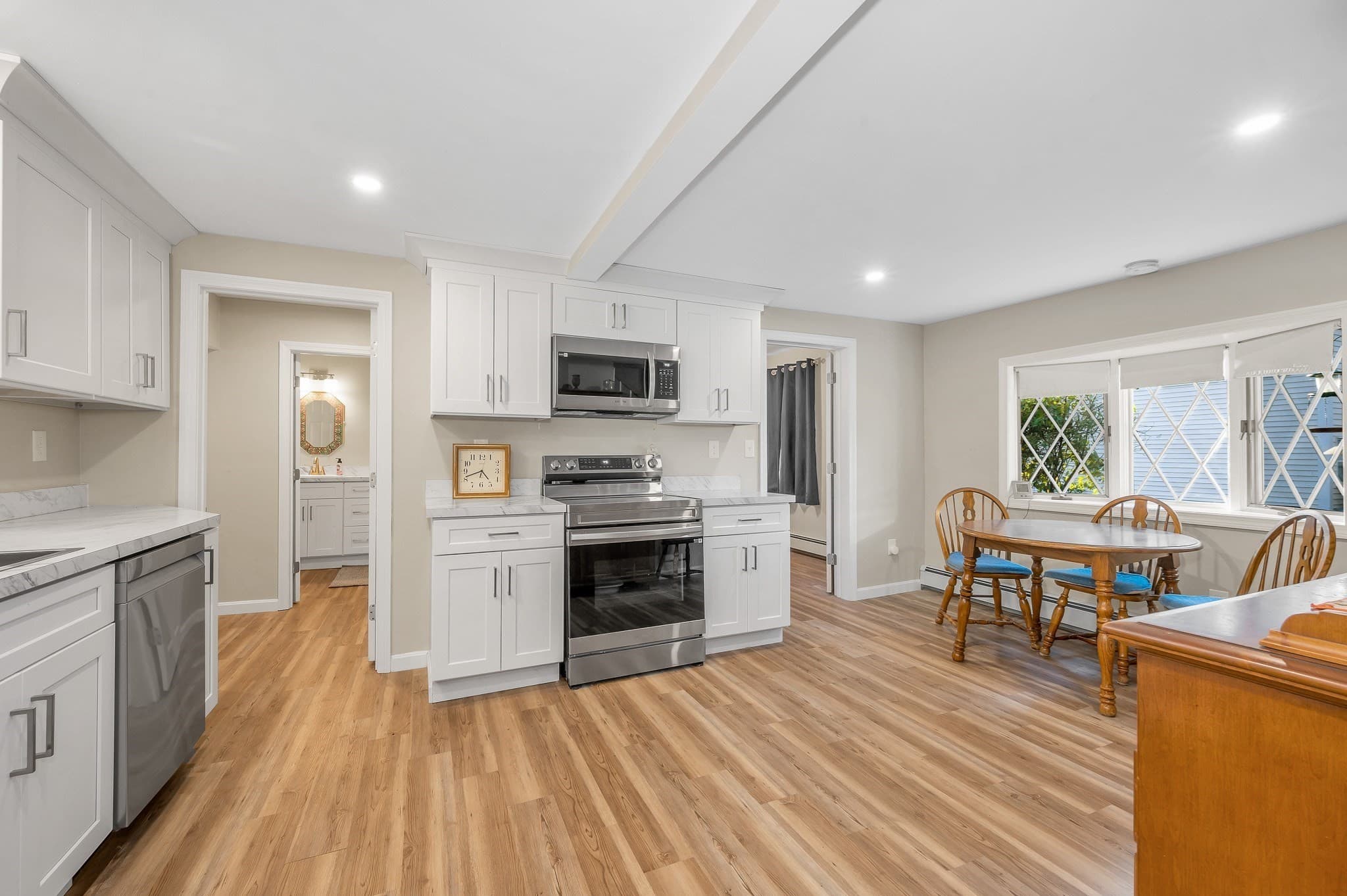 Single Family Residence at 86 Donohue Rd, Dracut MA 01826, Dracut, photo 6 of 30