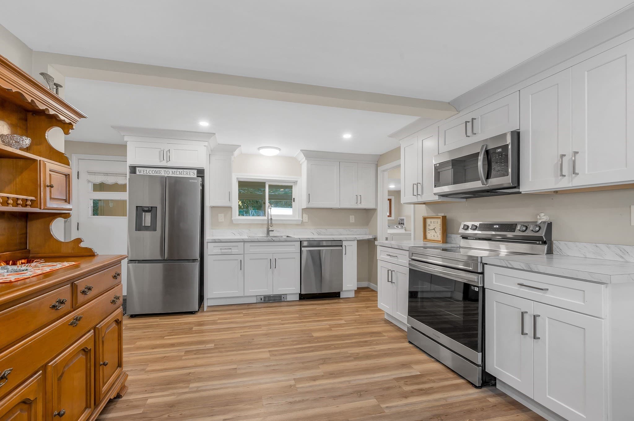 Single Family Residence at 86 Donohue Rd, Dracut MA 01826, Dracut, photo 7 of 30