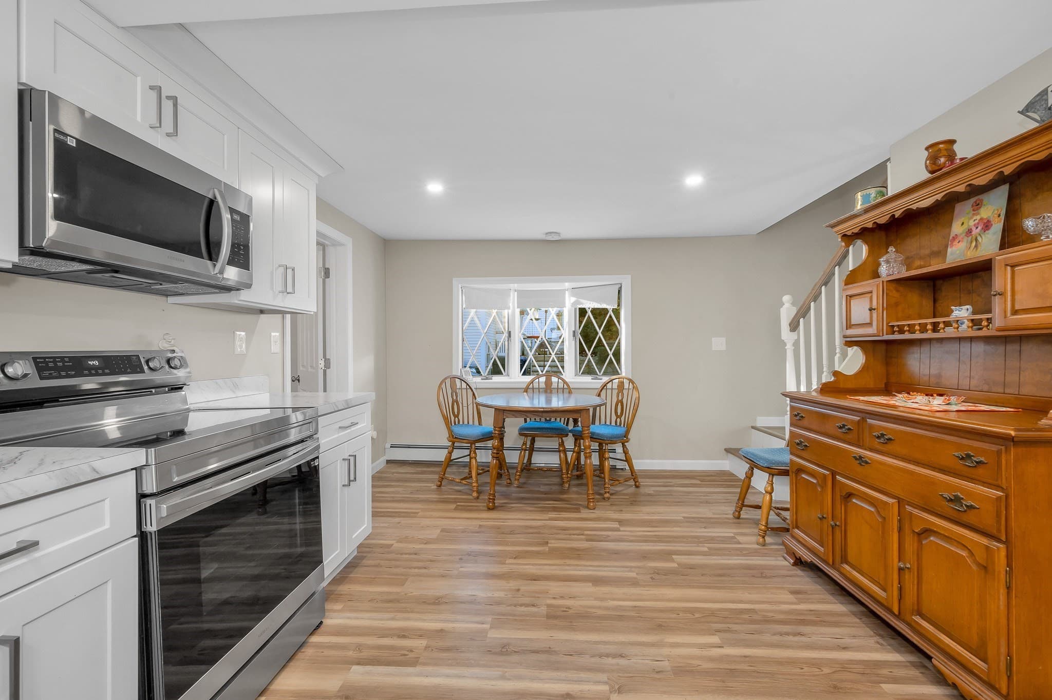 Single Family Residence at 86 Donohue Rd, Dracut MA 01826, Dracut, photo 9 of 30