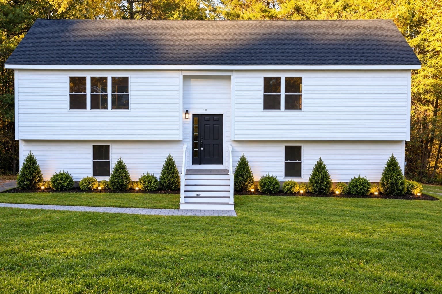 Single Family Residence at 190 Southbridge Rd, Dudley MA 01571, Dudley, photo 2 of 33