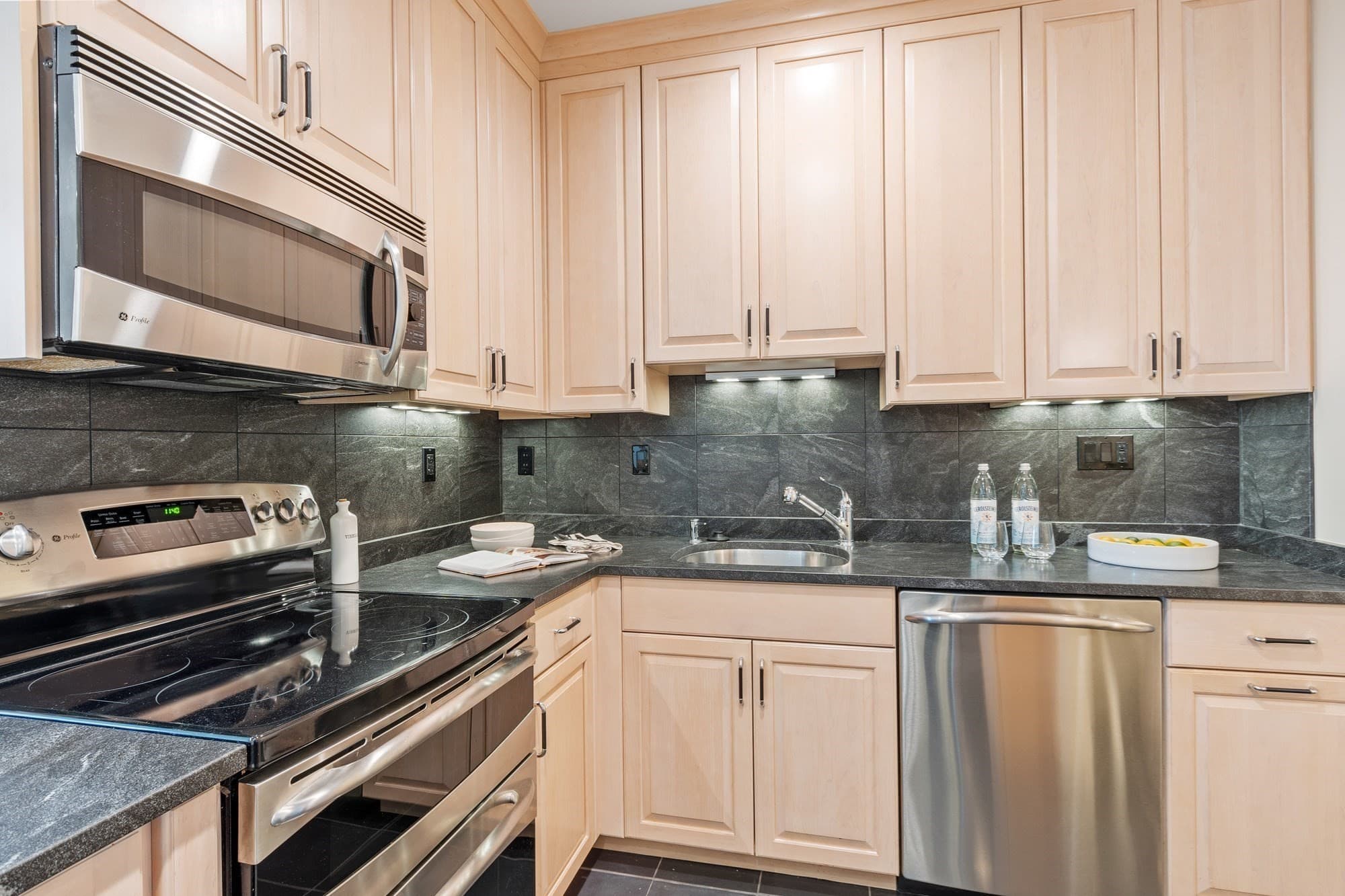 Condominium at 100 Keyes Road # 324, Concord MA 01742, Concord, photo 5 of 30