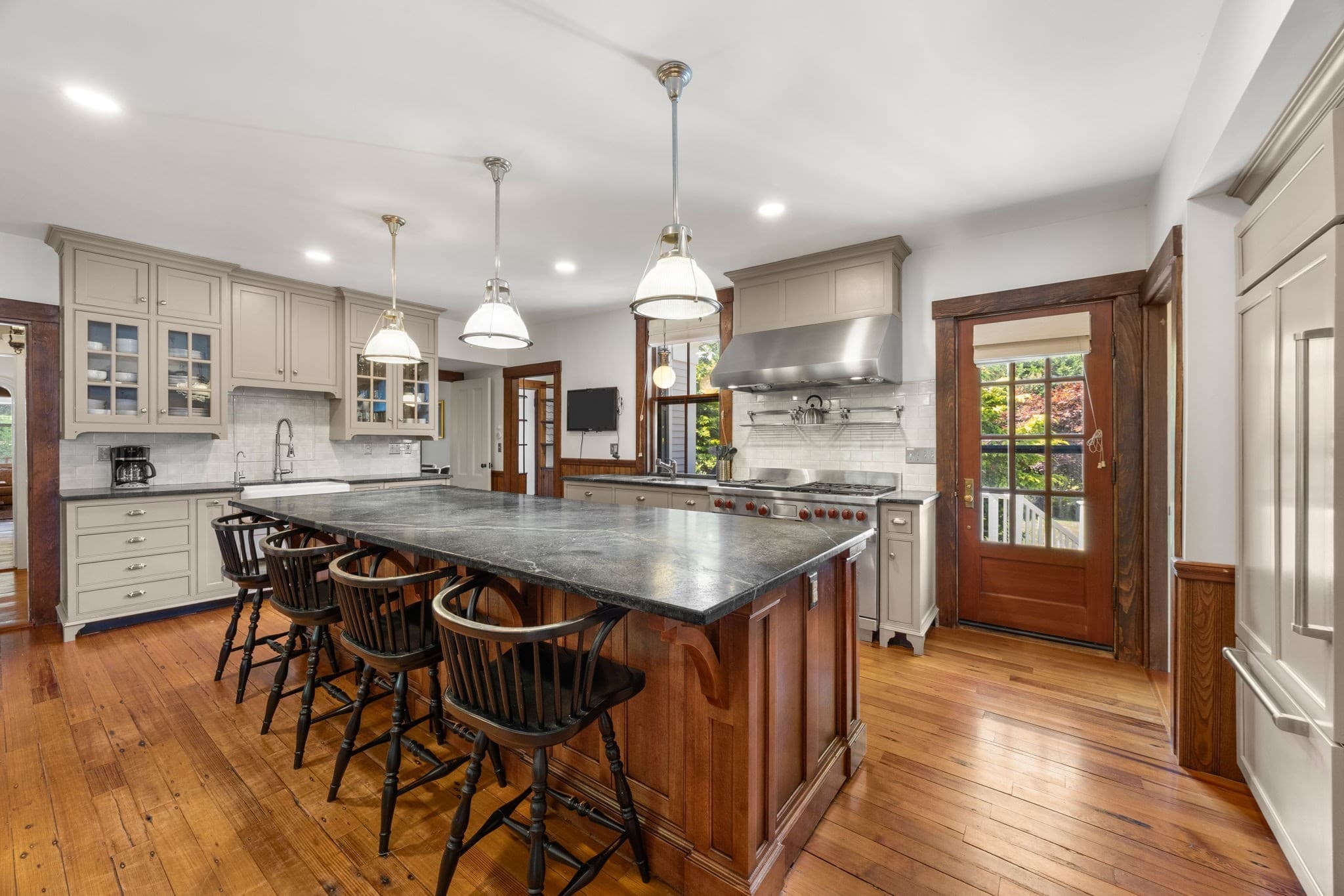 Single Family Residence at 378 Massachusetts 6a, Yarmouth MA 02675, Yarmouth, photo 18 of 38