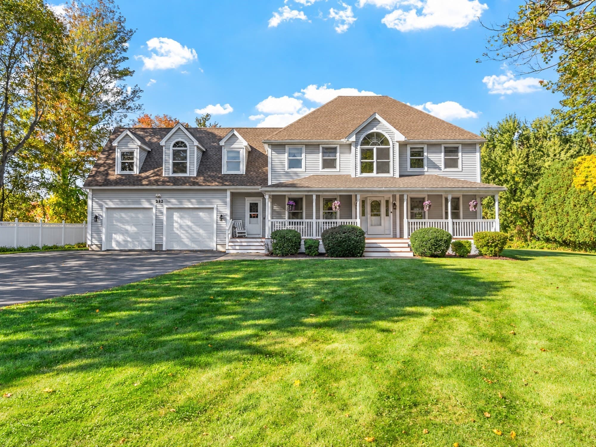 Single Family Residence at 234 Highland Ave, Leominster MA 01453, Leominster, photo 6 of 40