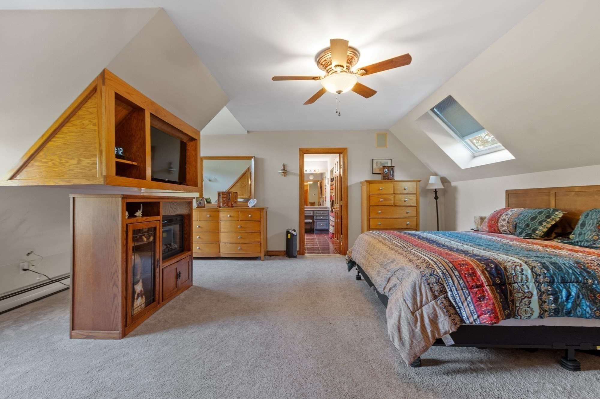 Single Family Residence at 234 Highland Ave, Leominster MA 01453, Leominster, photo 26 of 40