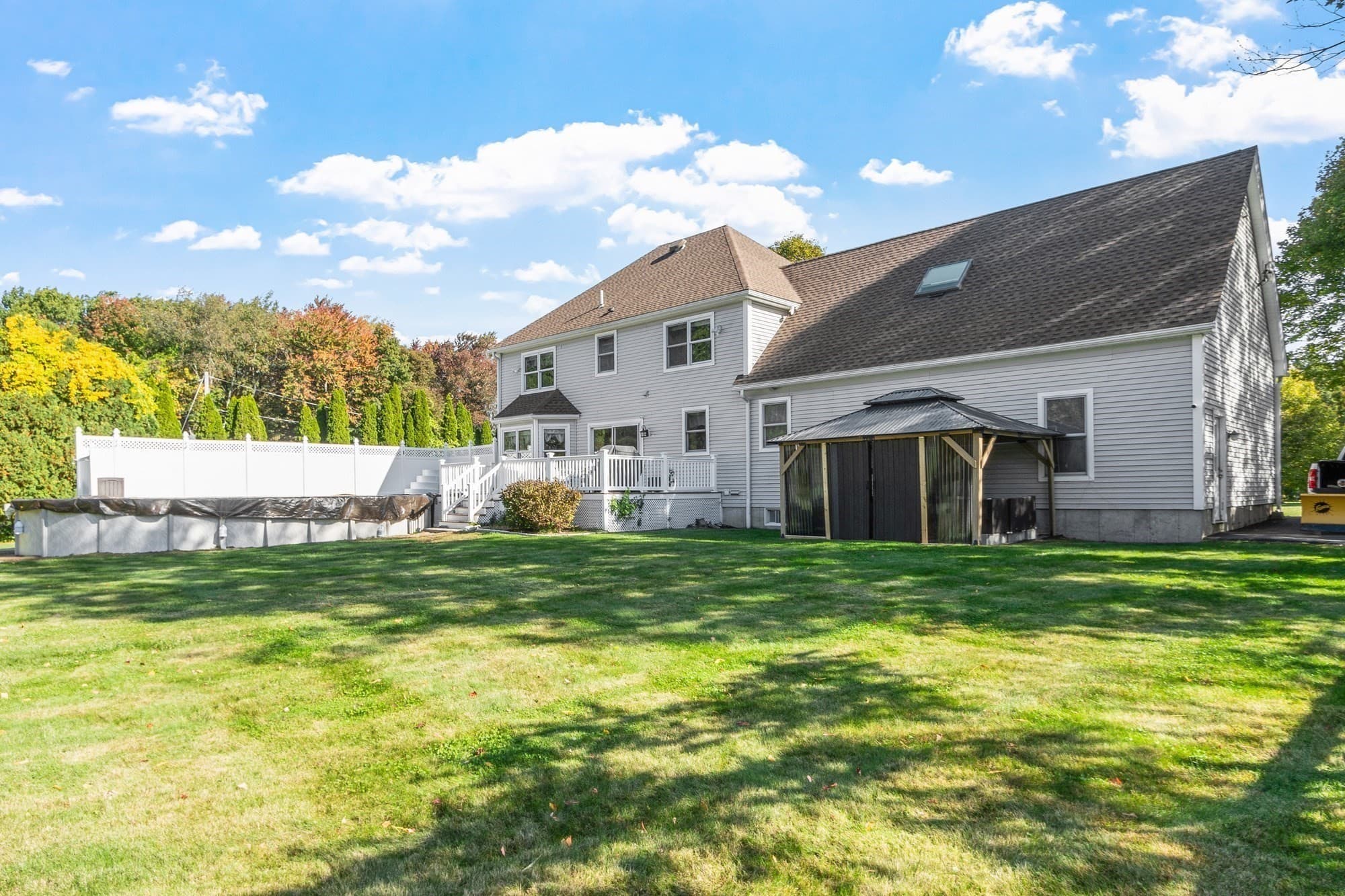 Single Family Residence at 234 Highland Ave, Leominster MA 01453, Leominster, photo 3 of 40