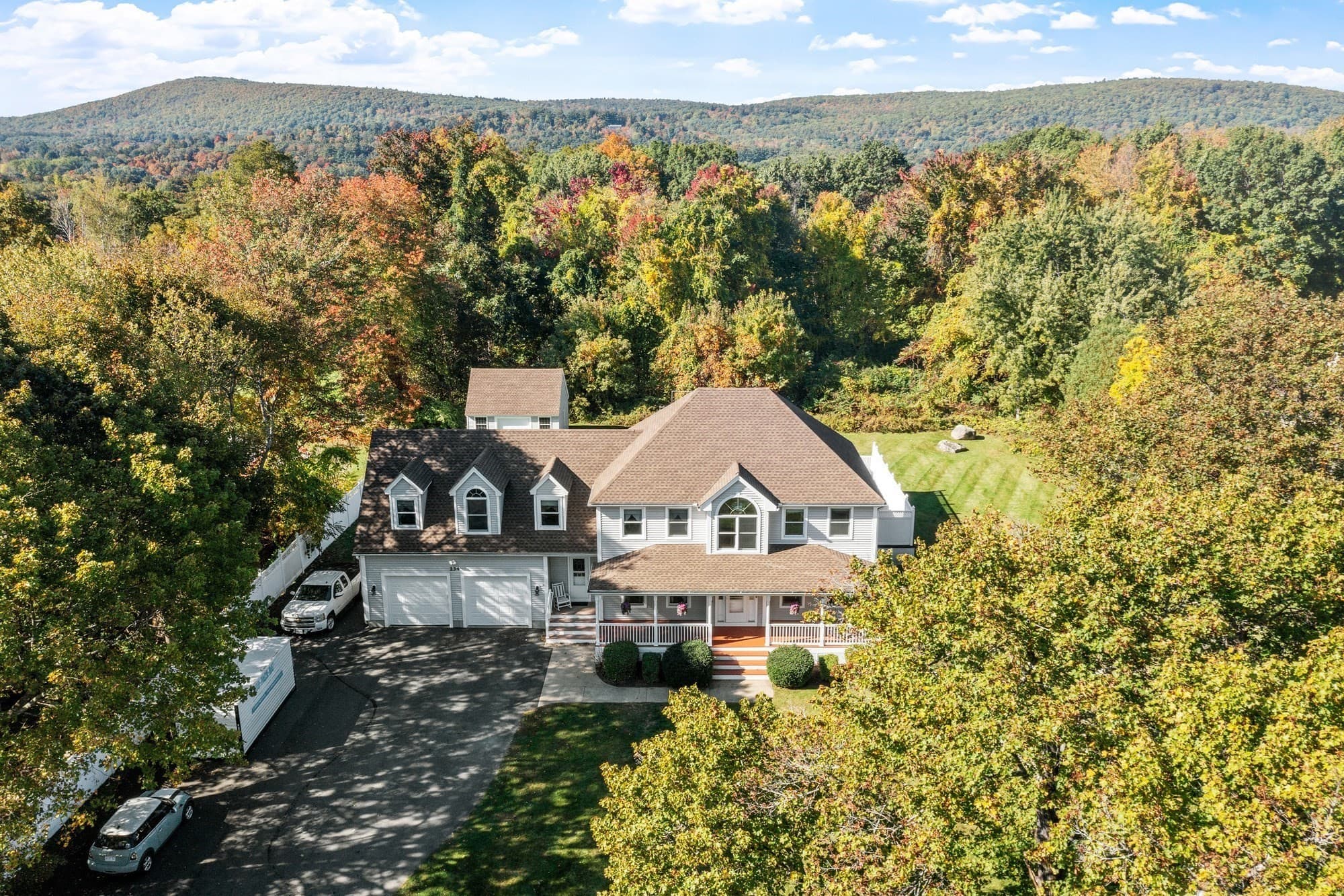 234 Highland Ave, Leominster MA 01453
