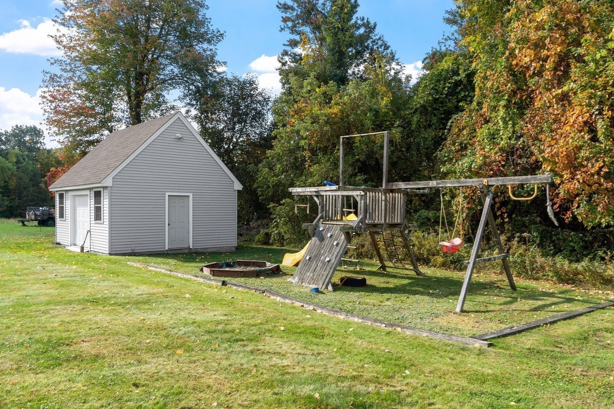 Single Family Residence at 234 Highland Ave, Leominster MA 01453, Leominster, photo 31 of 40