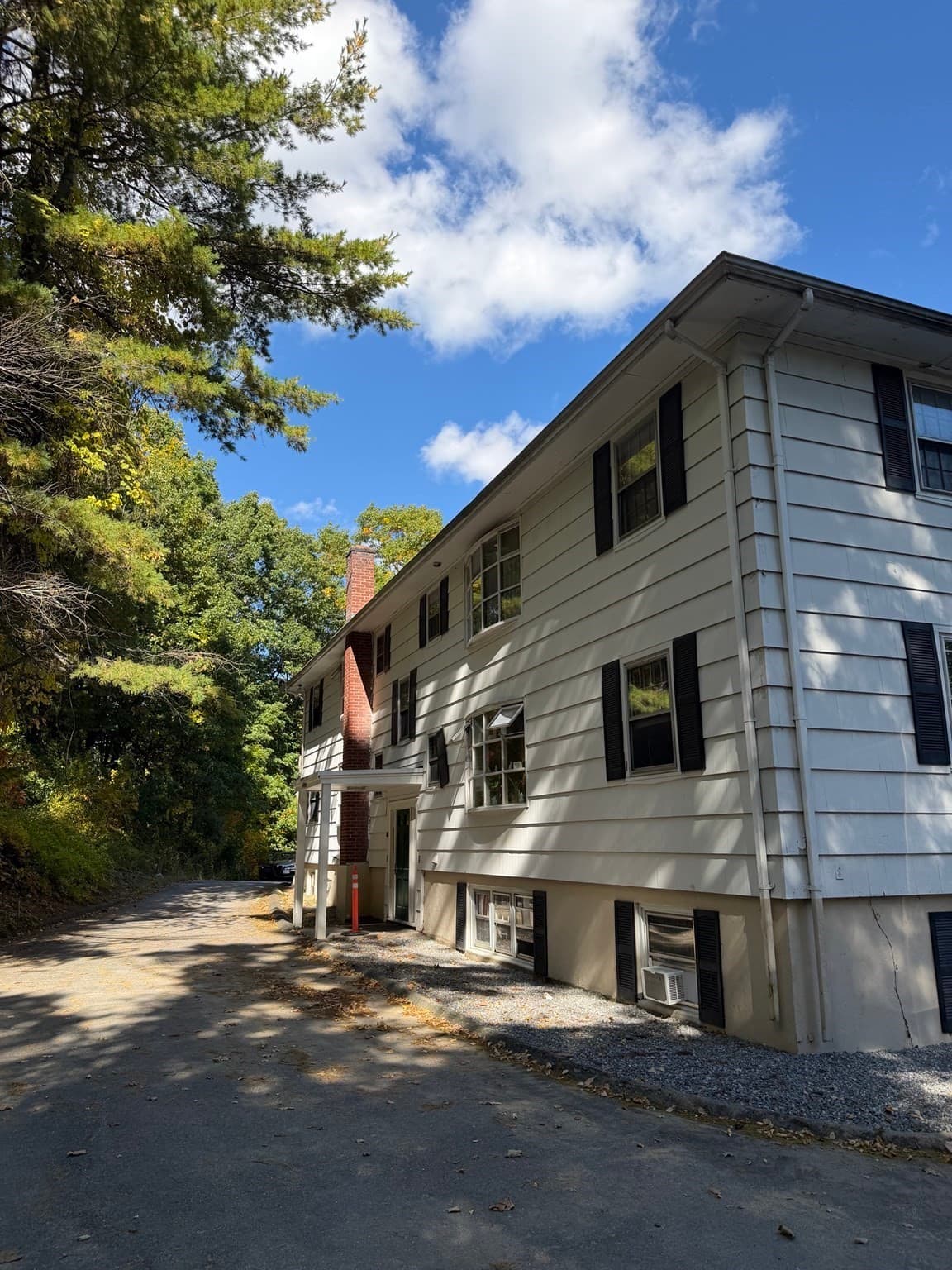 5+ Family - 5+ Units Up/Down at 256 Worcester Street, West Boylston MA 01583, West Boylston, photo 3 of 5