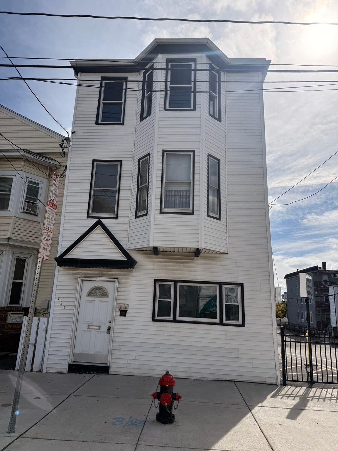 721 Broadway, Chelsea MA 02150