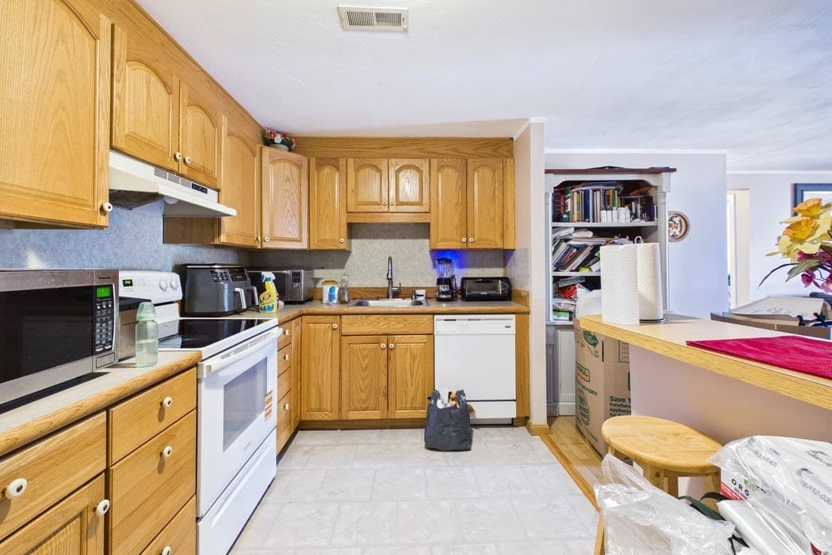 Condominium at 352 Neponset St # L, Canton MA 02021, Canton, photo 5 of 12