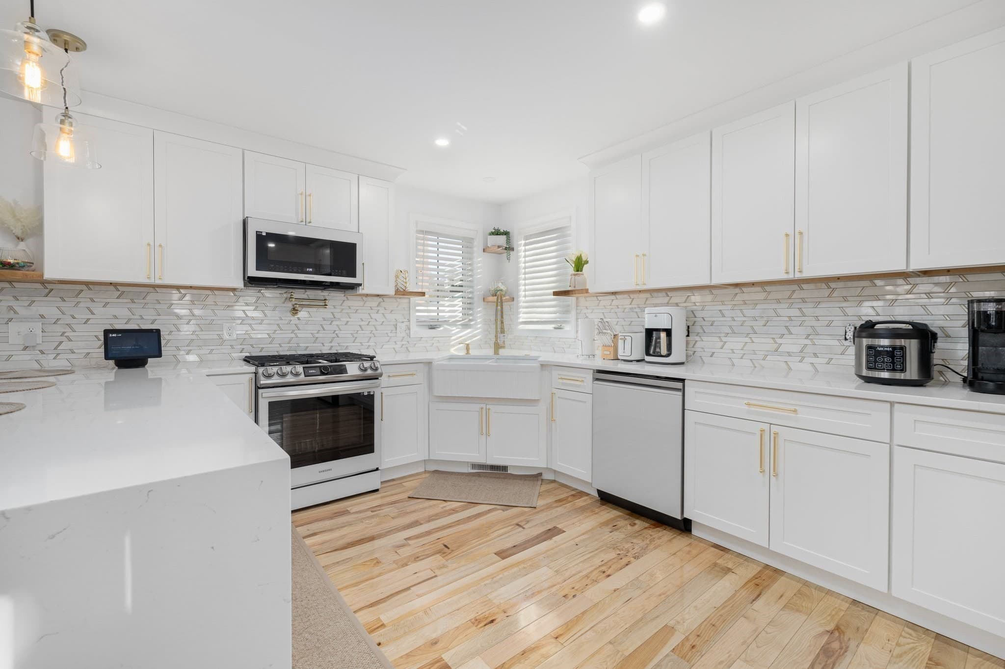 Single Family Residence at 5 Vista Way, Fall River MA 02724, Fall River, photo 6 of 39