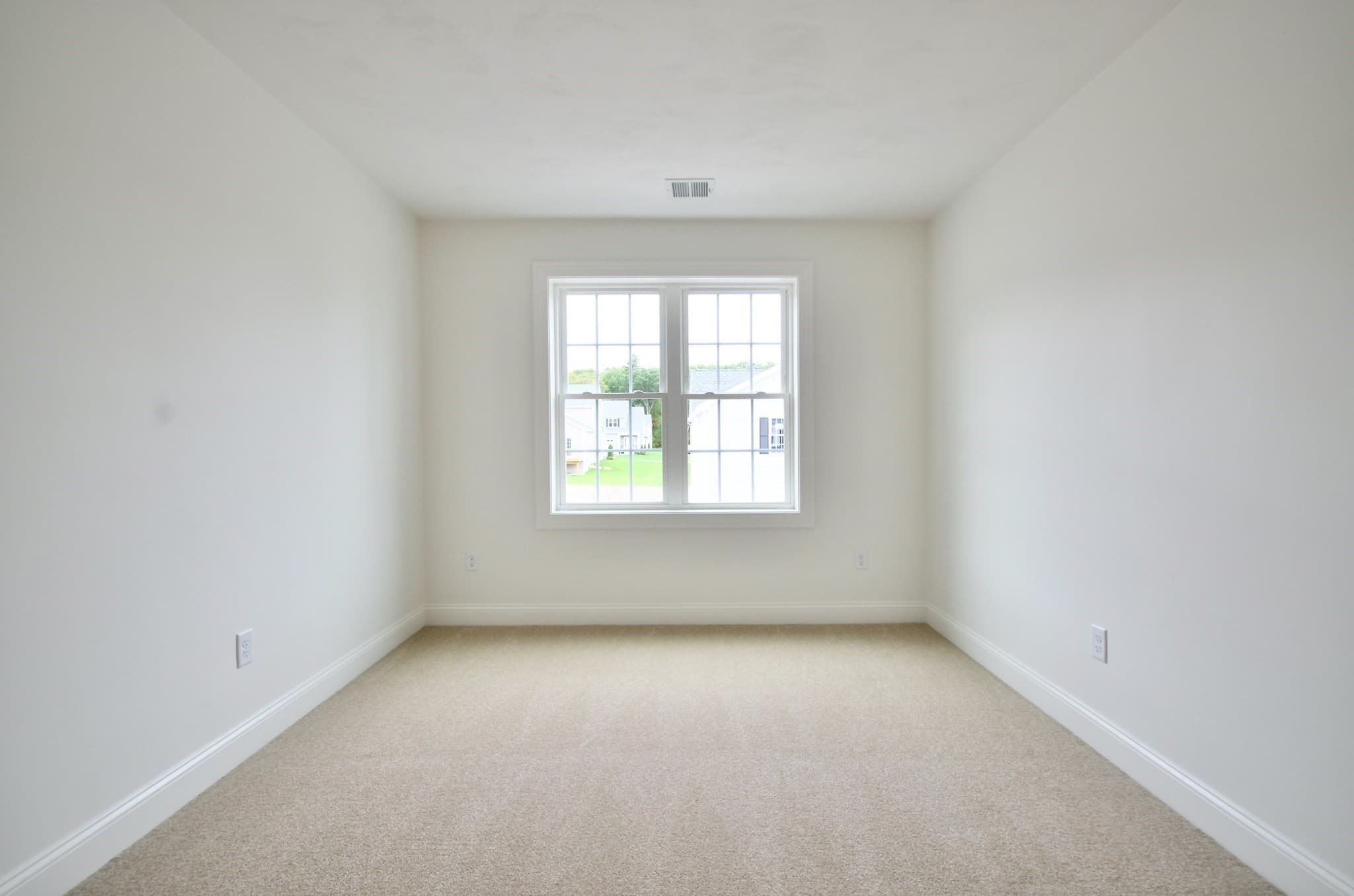 Single Family Residence at 215A Crownshield # 20A, Uxbridge MA 01569, Uxbridge, photo 18 of 25