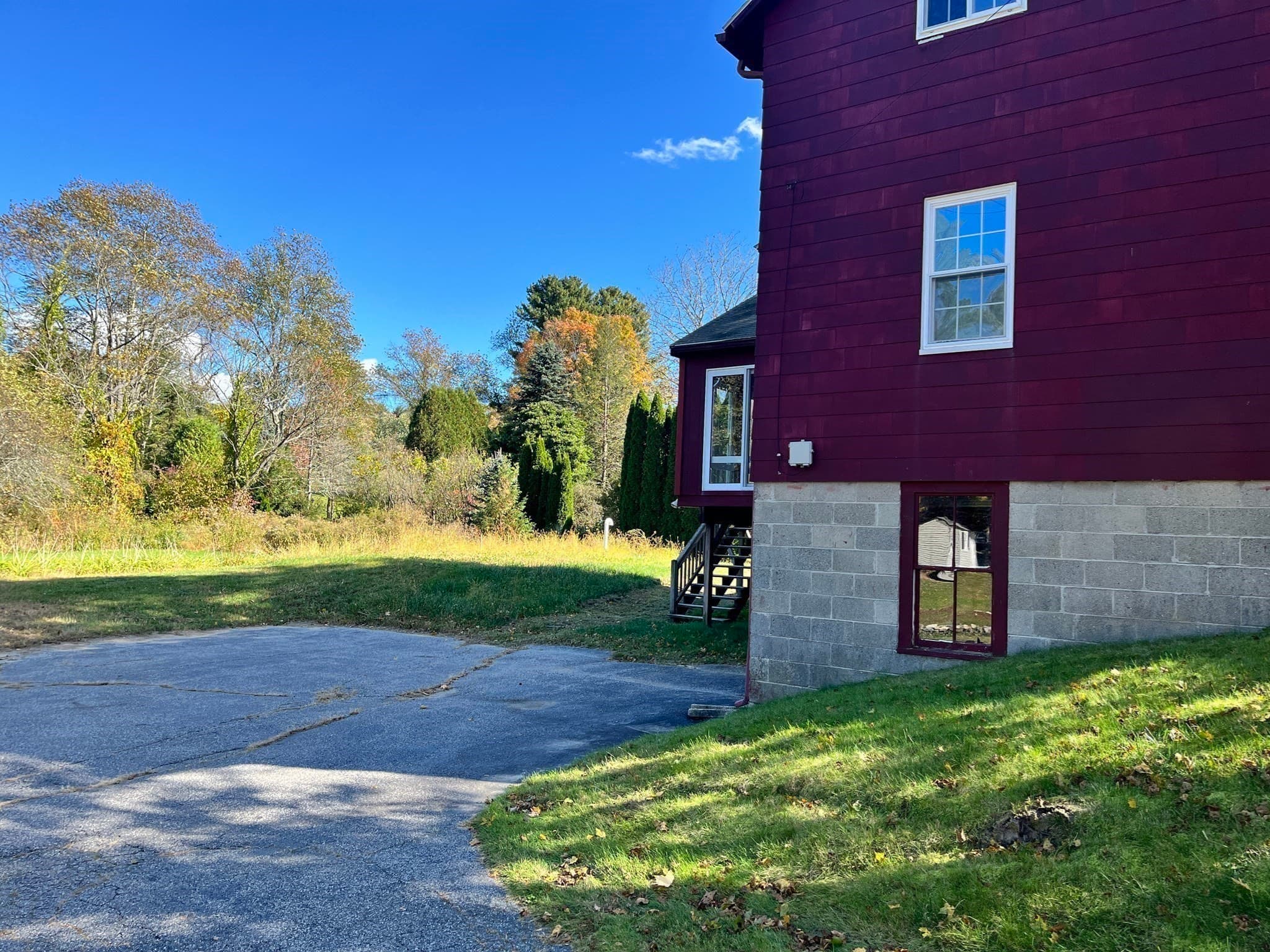 Single Family Residence at 1076 Hill Street, Northbridge MA 01588, Northbridge, photo 16 of 18