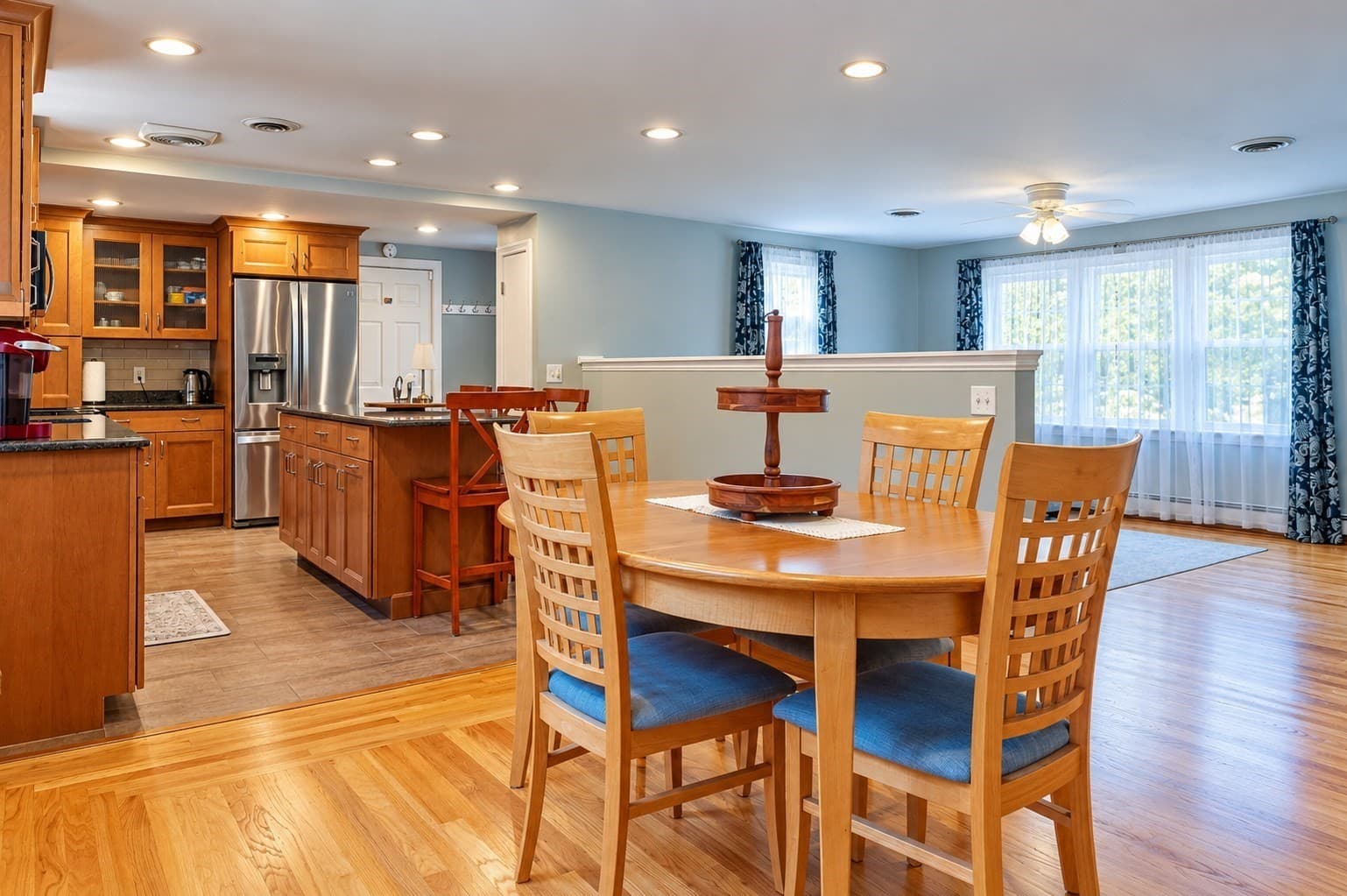 Single Family Residence at 93 Oakland Avenue, Seekonk MA 02771, Seekonk, photo 8 of 35