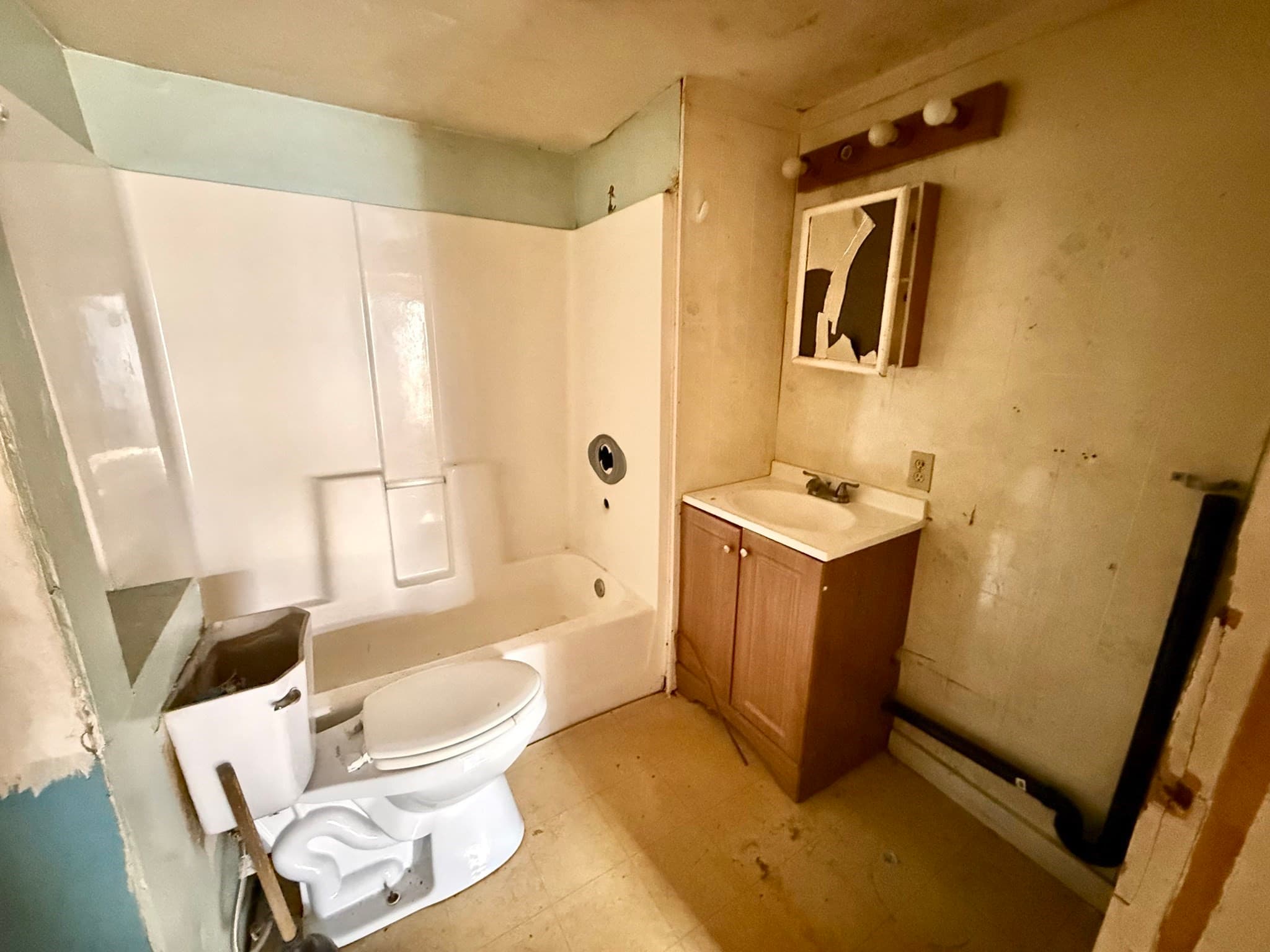 Mobile Home at 868 Southampton Rd # 49, Westfield MA 01085, Westfield, photo 11 of 13