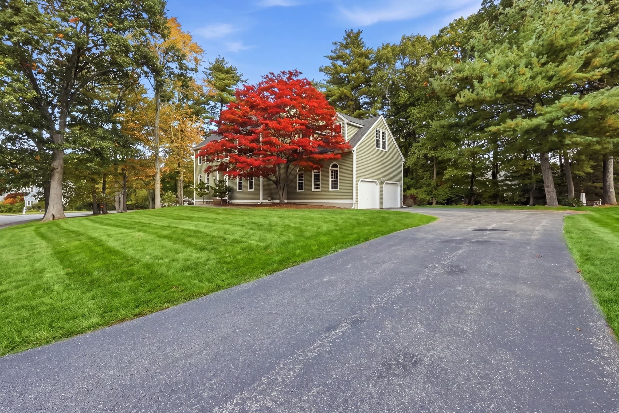 Single Family Residence at 46 Barnard Rd, Marlborough MA 01752, Marlborough, photo 3 of 42