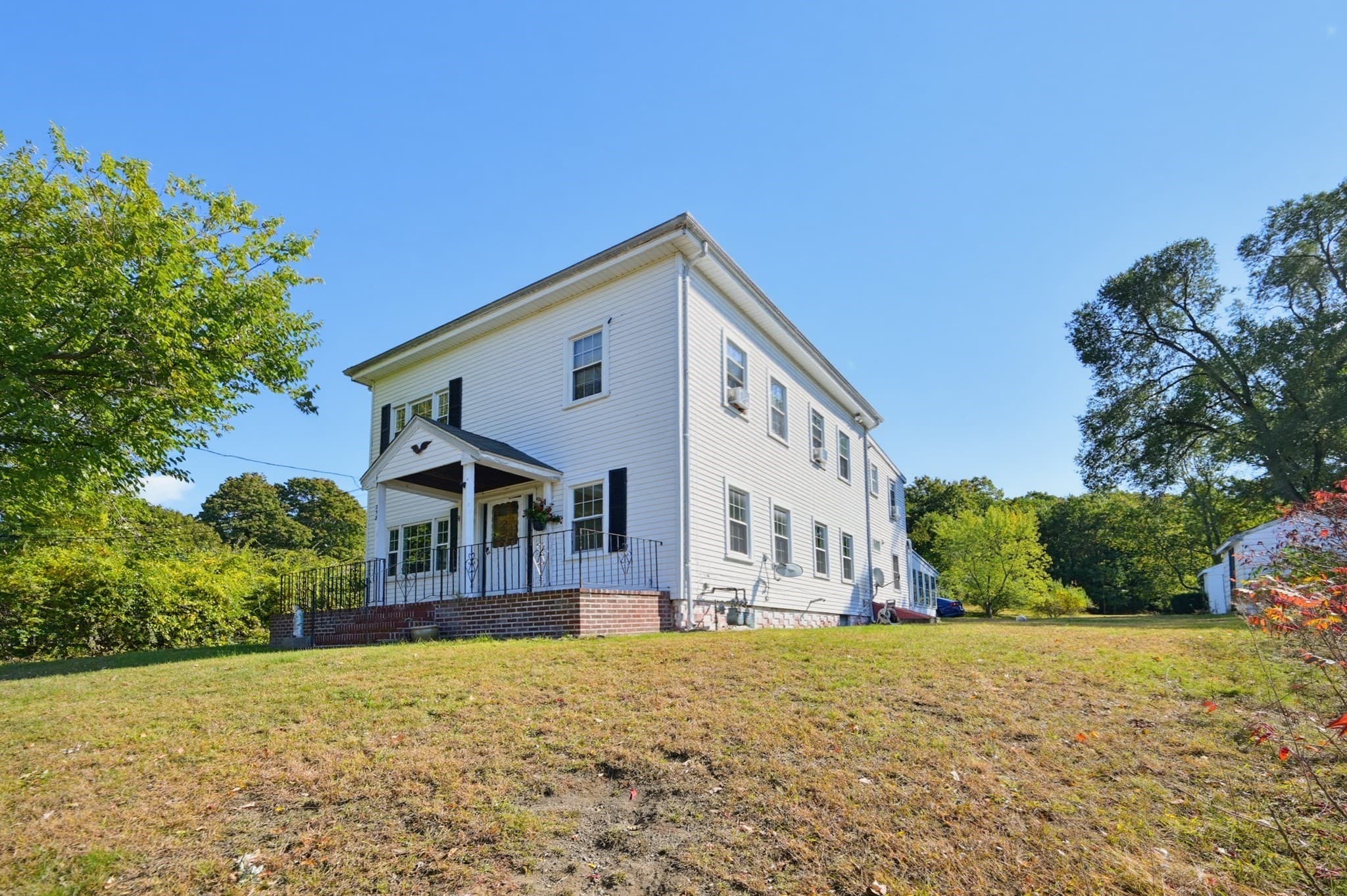 2 Family - 2 Units Up/Down at 258 Washington St., Franklin MA 02038, Franklin, photo 2 of 39
