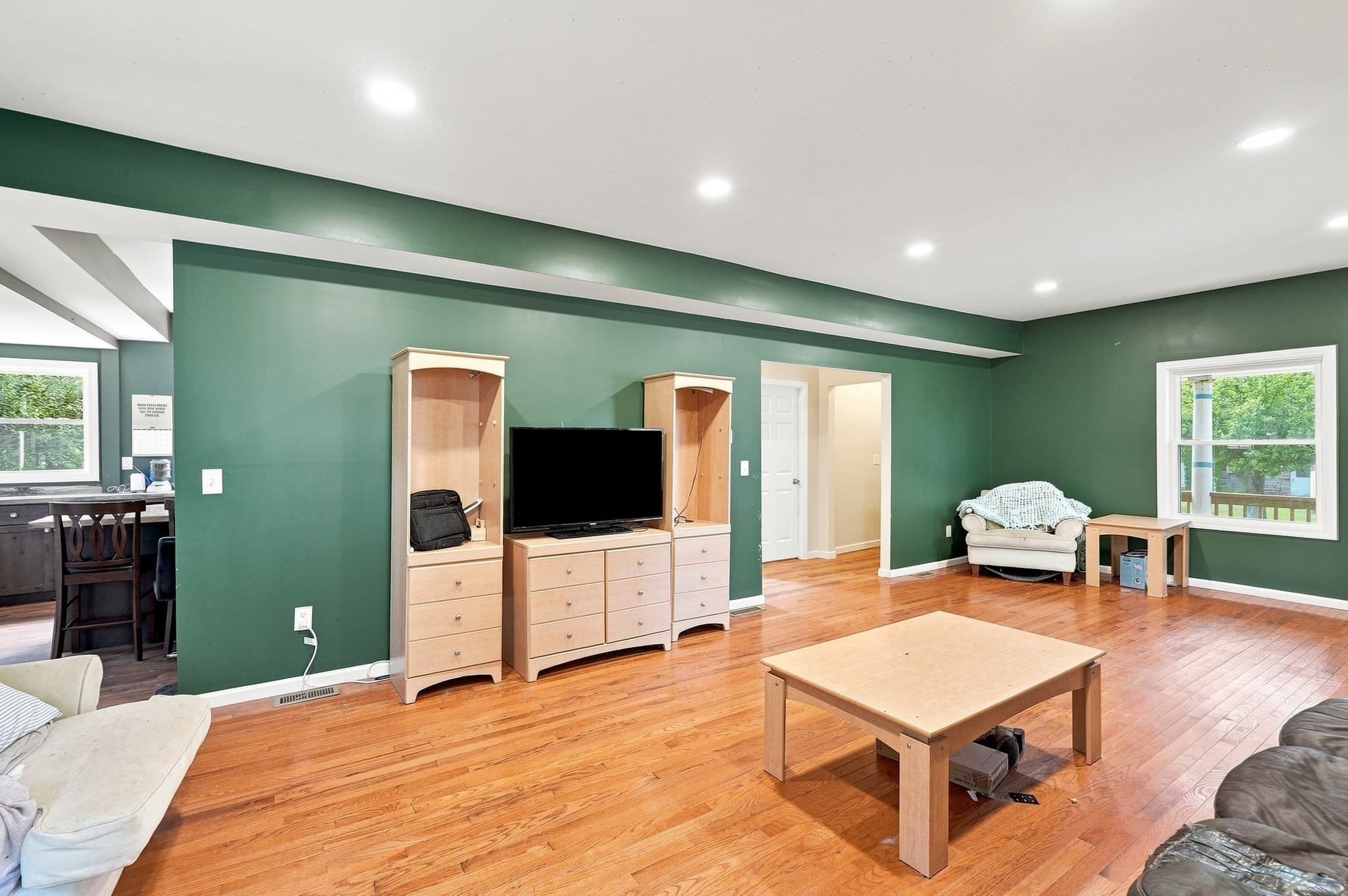 Single Family Residence at 23 Elm Ave, West Springfield MA 01089, West Springfield, photo 11 of 19