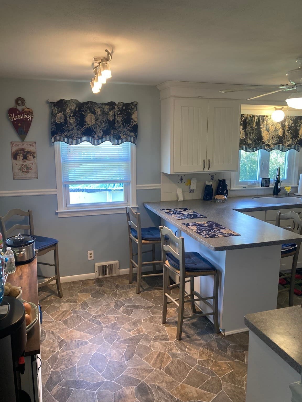 Single Family Residence at 36 Apple Orchard Heights, Westfield MA 01085, Westfield, photo 10 of 19