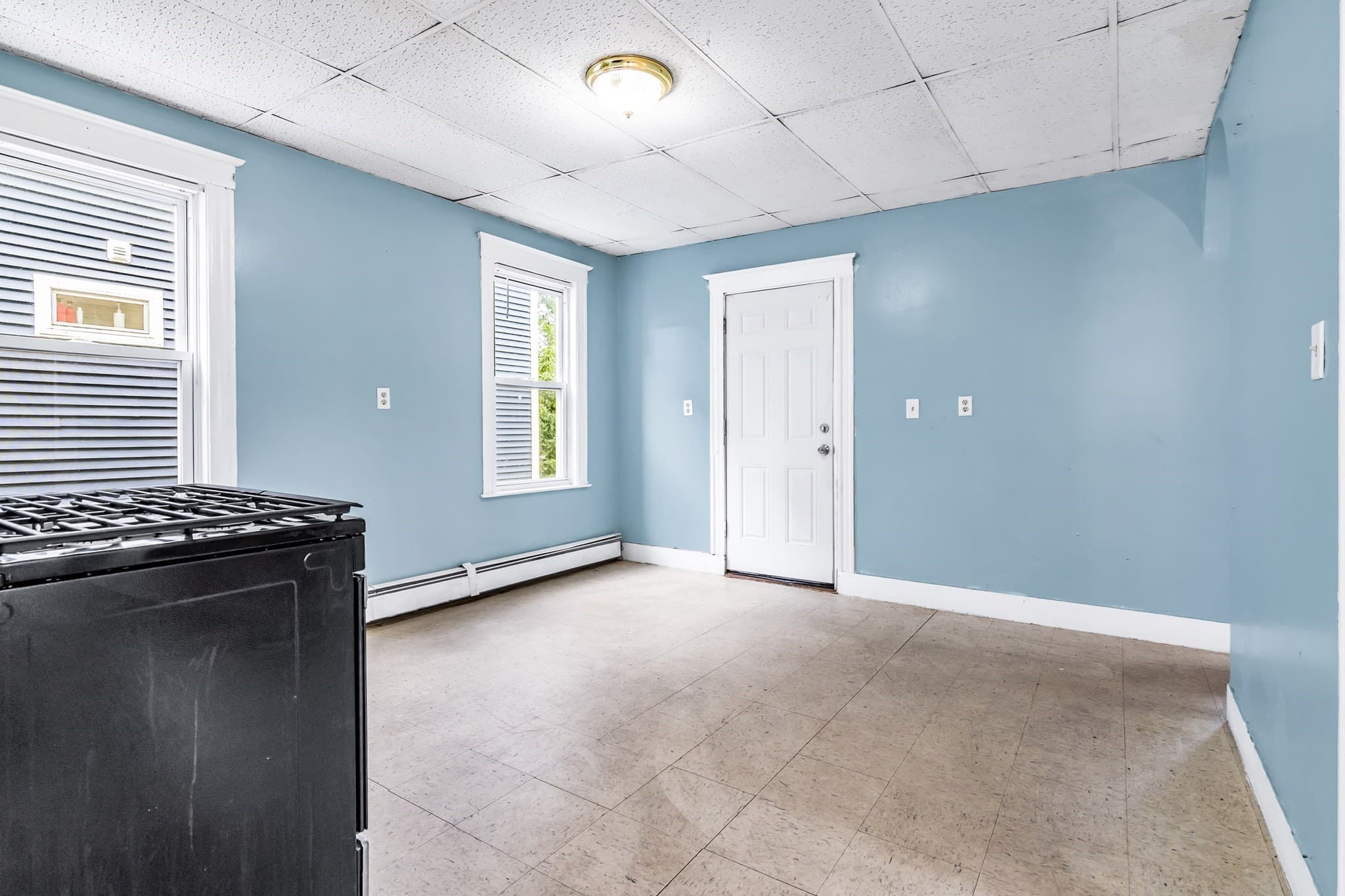 3 Family at 7-9 Champlain Ave, Lawrence MA 01841, Lawrence, photo 21 of 42