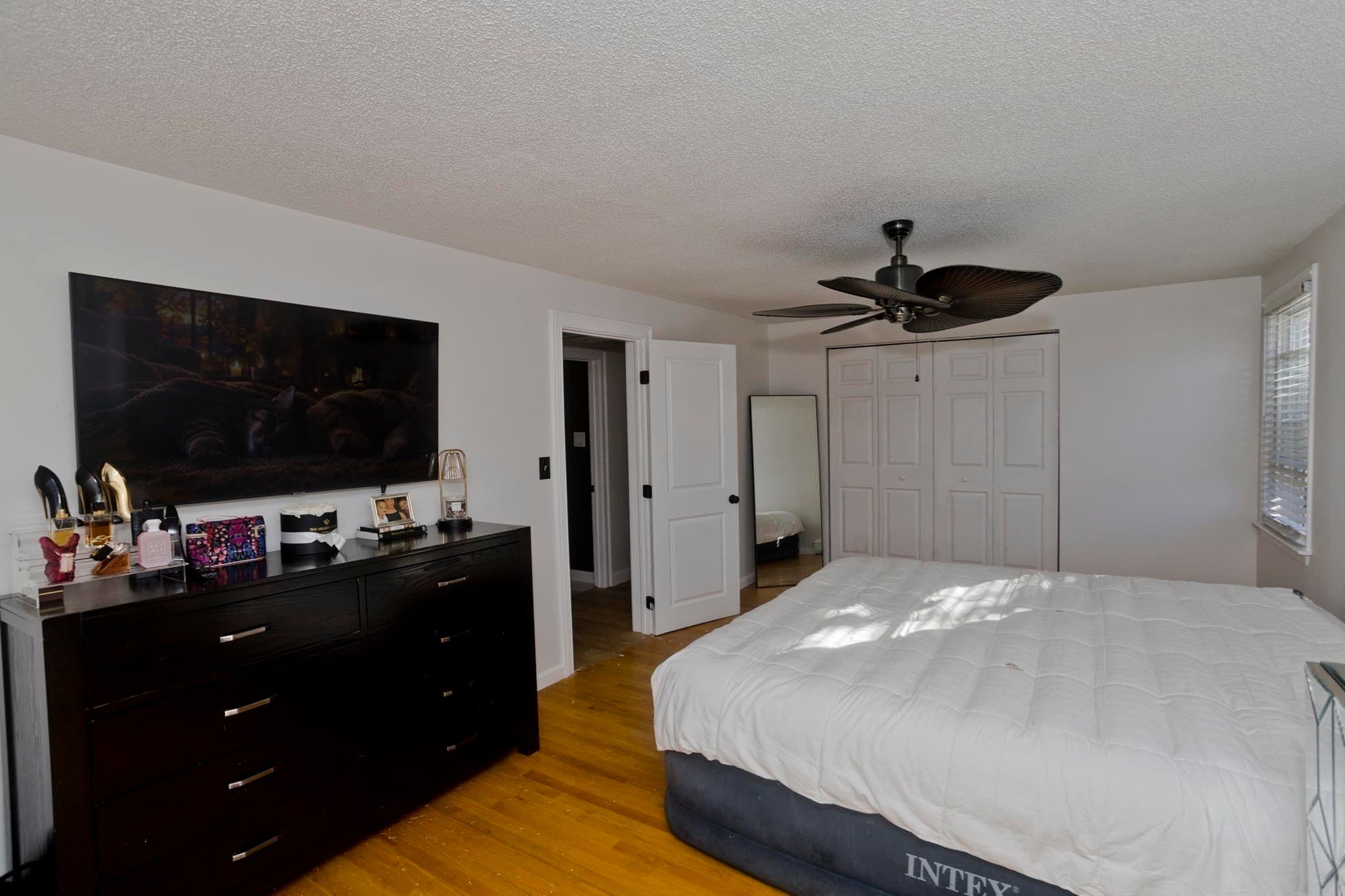 Single Family Residence at 68 Gatewood Rd, Springfield MA 01119, Springfield, photo 12 of 31