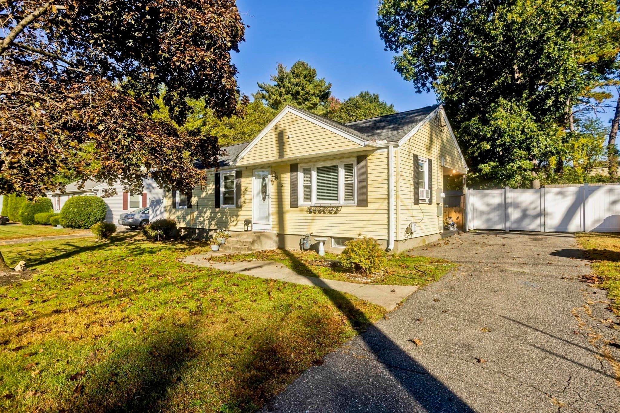Single Family Residence at 68 Gatewood Rd, Springfield MA 01119, Springfield, photo 30 of 31