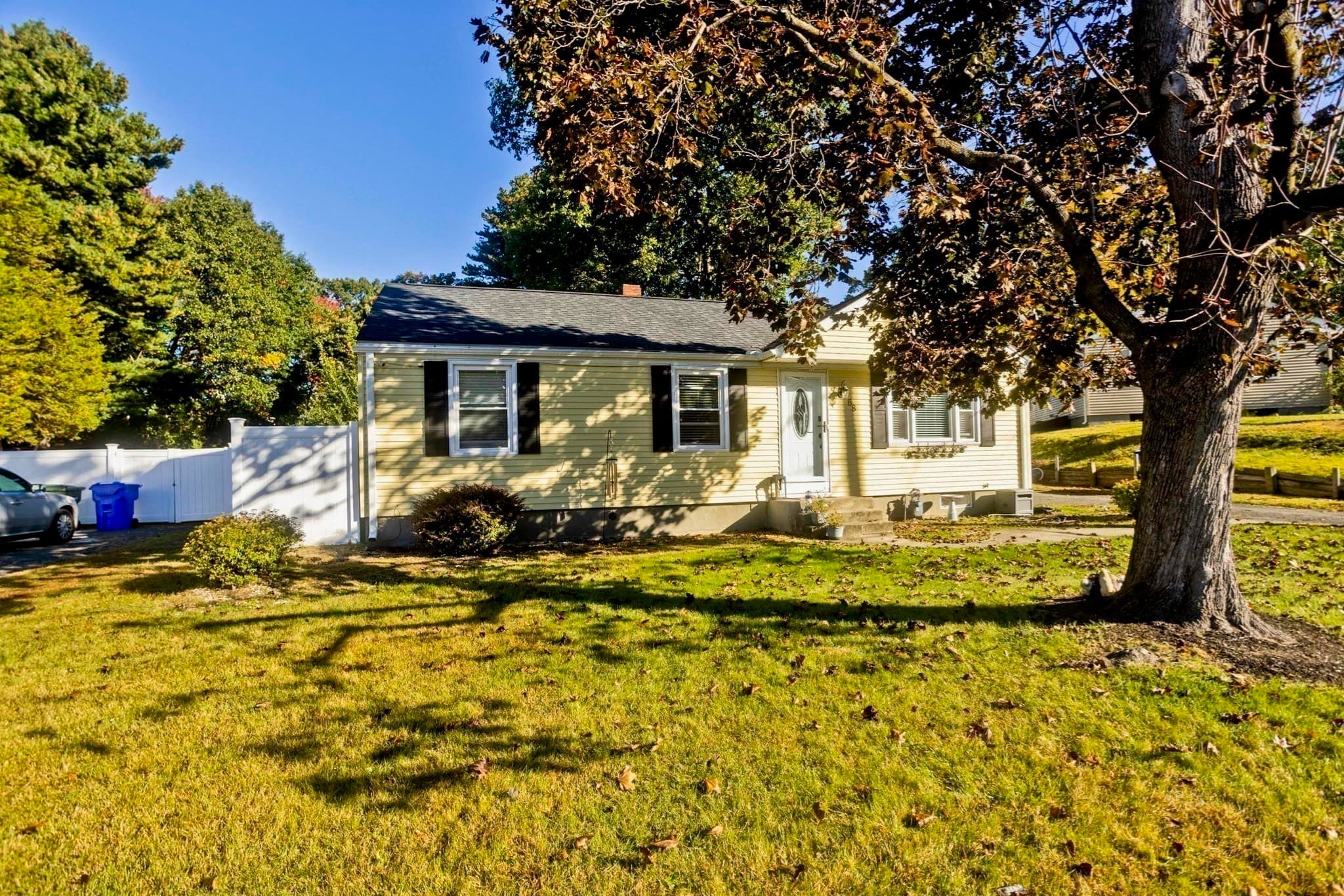 Single Family Residence at 68 Gatewood Rd, Springfield MA 01119, Springfield, photo 31 of 31