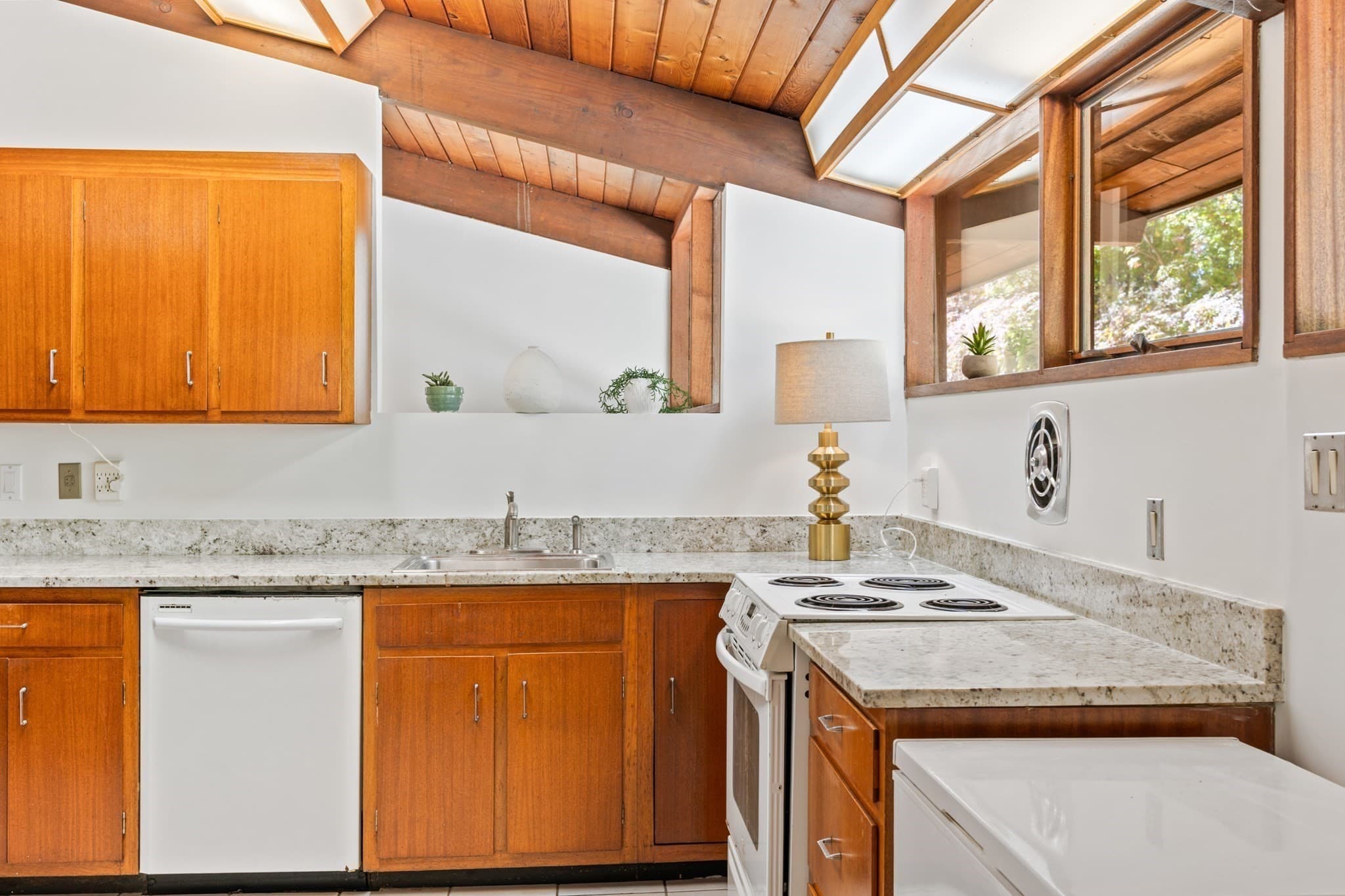 Single Family Residence at 103 Puritan Lane, Sudbury MA 01776, Sudbury, photo 20 of 37
