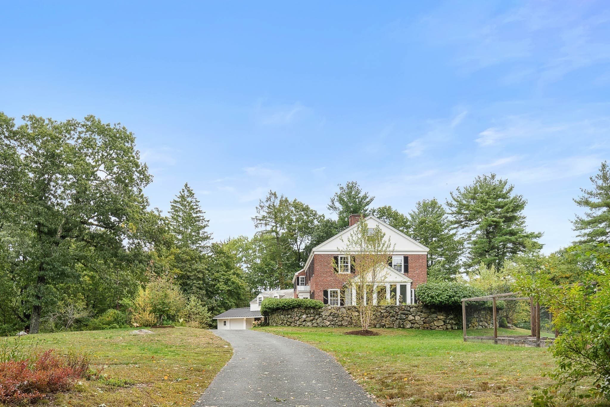 Single Family Residence at 35 Sandy Pond Rd, Lincoln MA 01773, Lincoln, photo 2 of 41