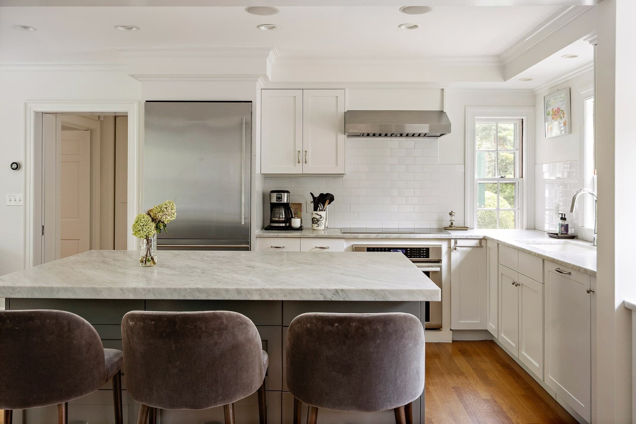 Single Family Residence at 35 Sandy Pond Rd, Lincoln MA 01773, Lincoln, photo 4 of 41