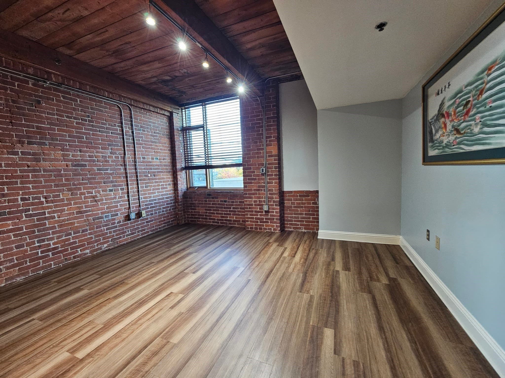 Condominium at 147 Centre # 208, Brockton MA 02301, Brockton, photo 9 of 24