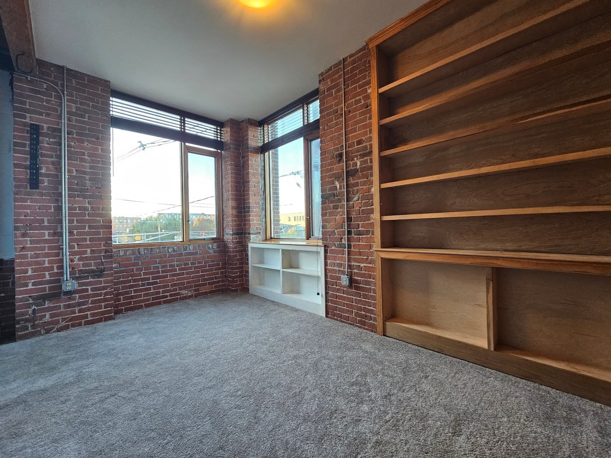 Condominium at 147 Centre # 208, Brockton MA 02301, Brockton, photo 14 of 24