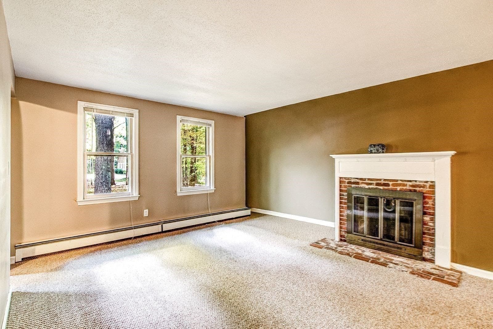 Single Family Residence at 46 Country Road, Lunenburg MA 01462, Lunenburg, photo 16 of 41