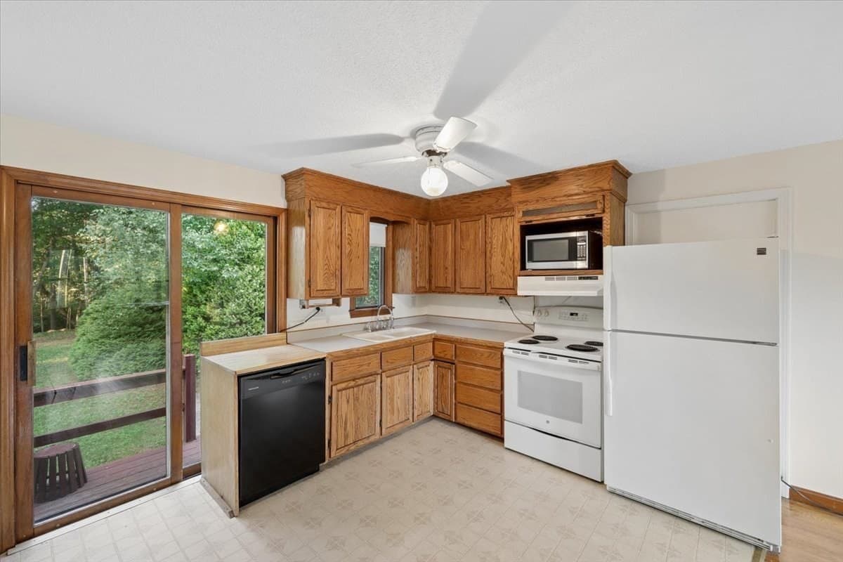 Single Family Residence at 14 Concord Rd, Westford MA 01886, Westford, photo 17 of 38