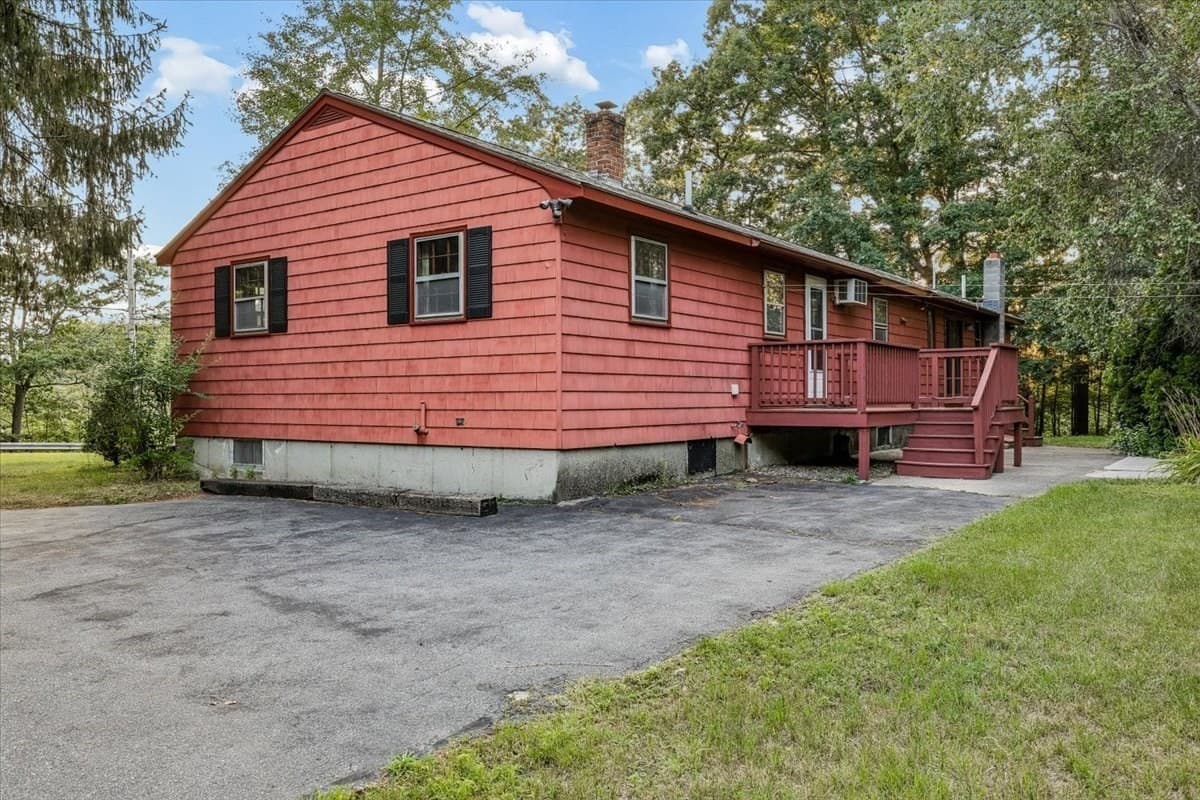 Single Family Residence at 14 Concord Rd, Westford MA 01886, Westford, photo 3 of 38