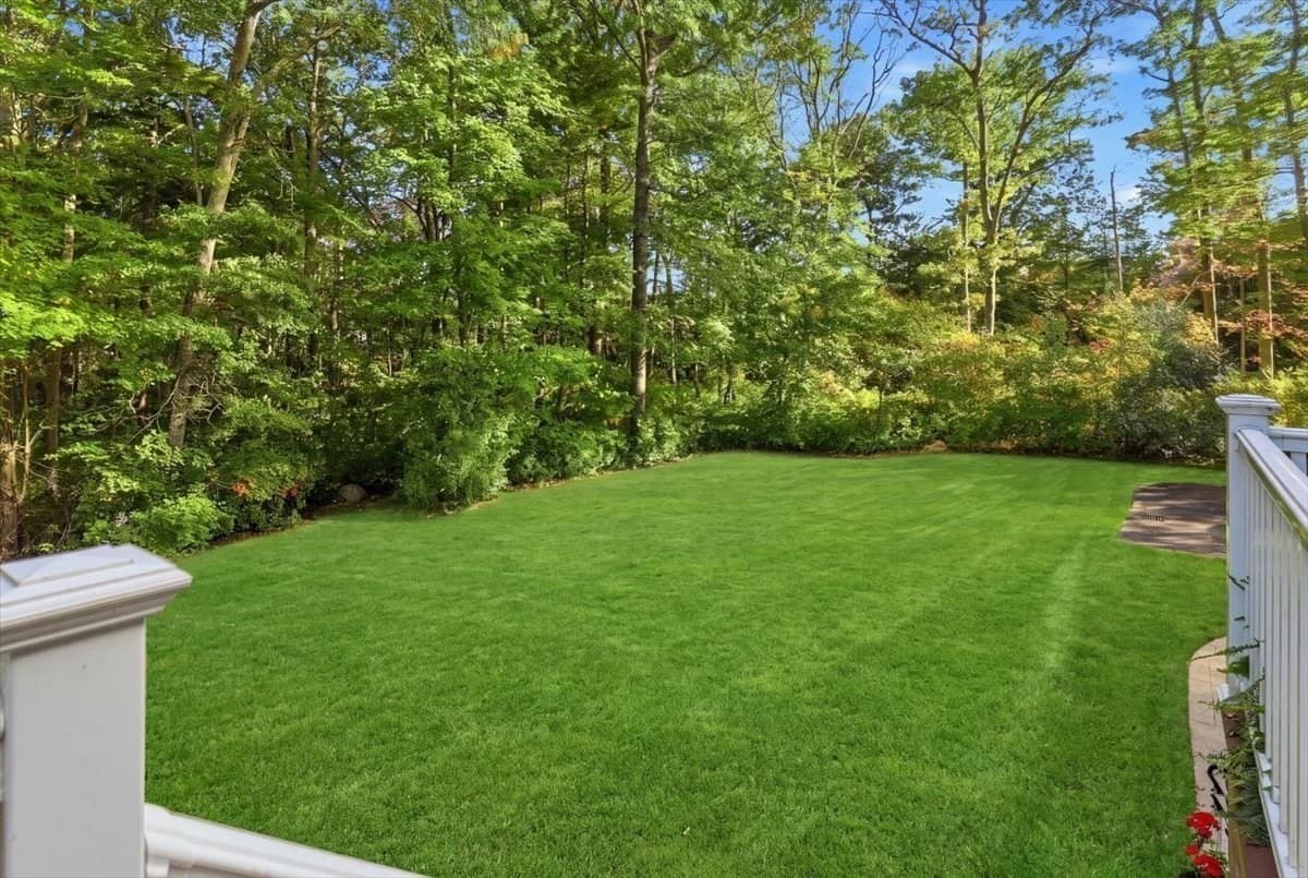Single Family Residence at 319 Oak St, Swansea MA 02777, Swansea, photo 33 of 35