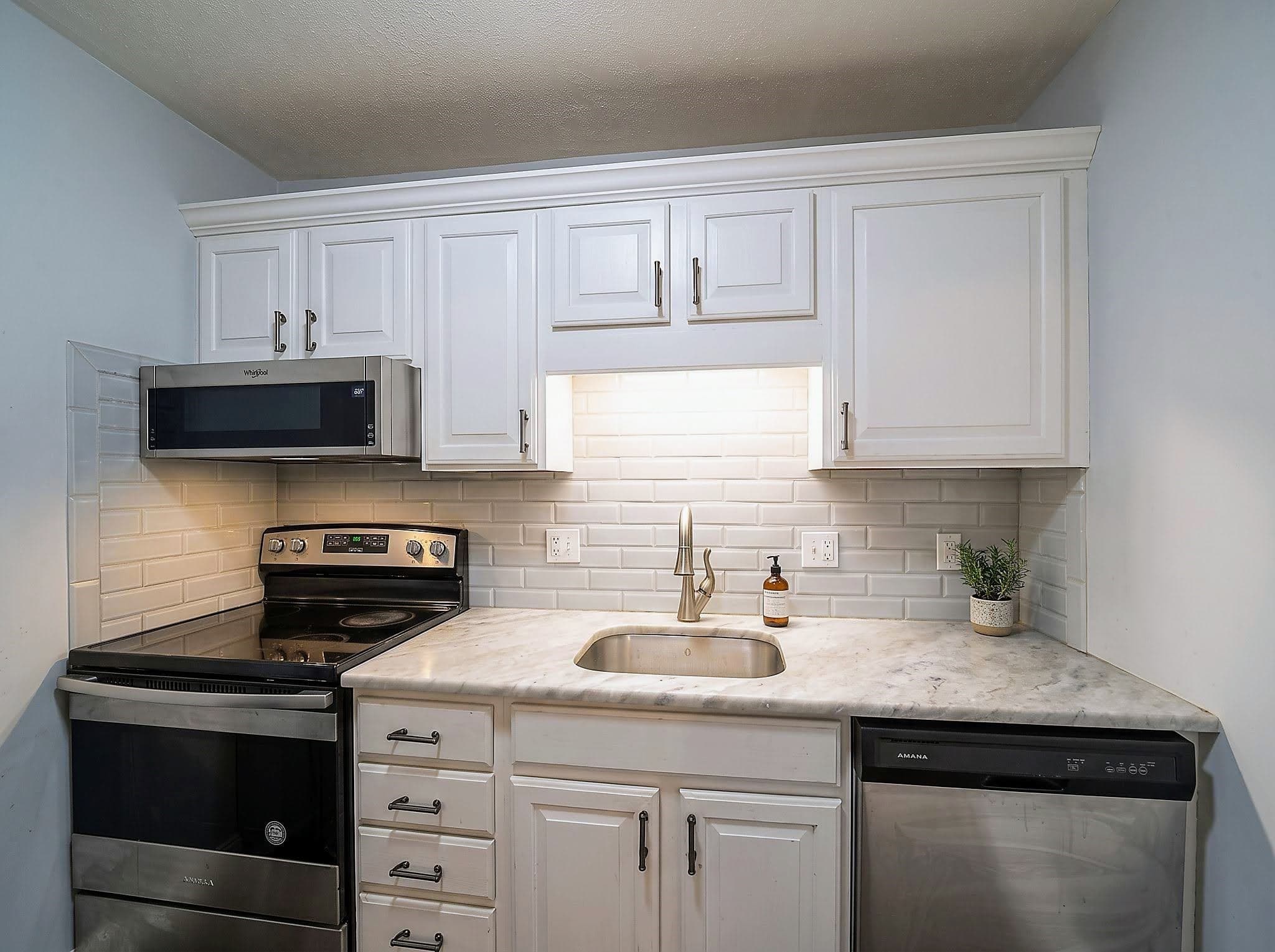 Condominium at 84 Summer Ave # 5, Stoughton MA 02072, Stoughton, photo 8 of 15