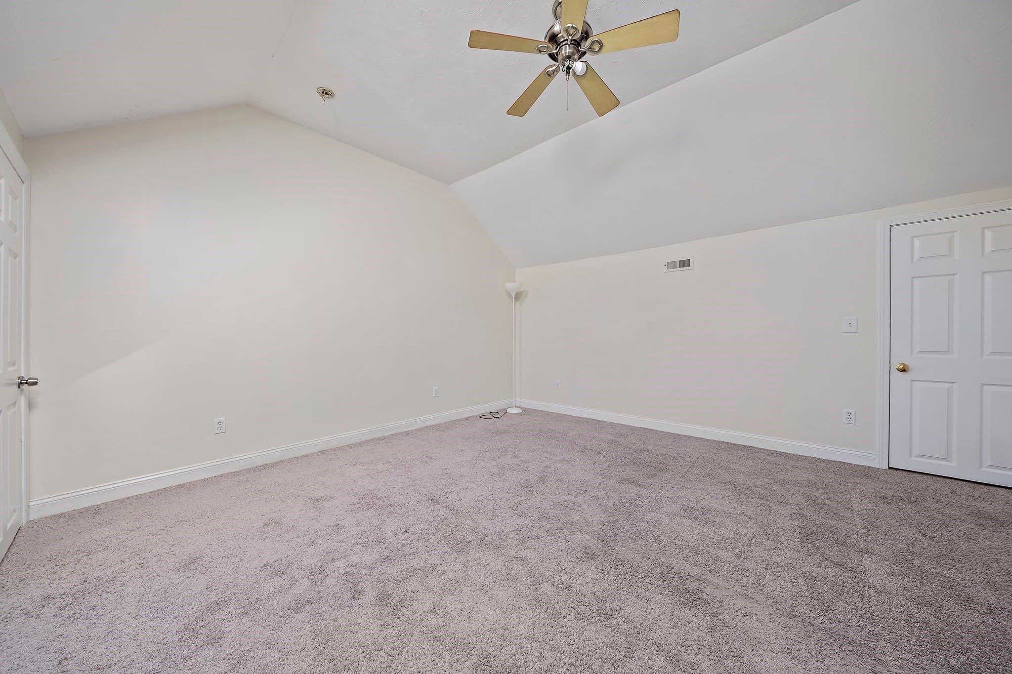 Condominium at 117 Tall Oaks Dr # H, Weymouth MA 02190, Weymouth, photo 19 of 21