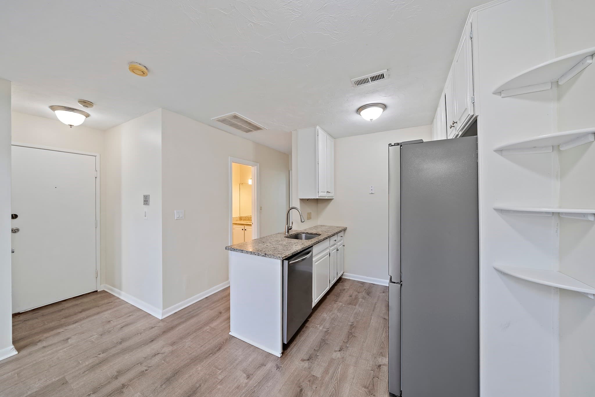 Condominium at 117 Tall Oaks Dr # H, Weymouth MA 02190, Weymouth, photo 4 of 21