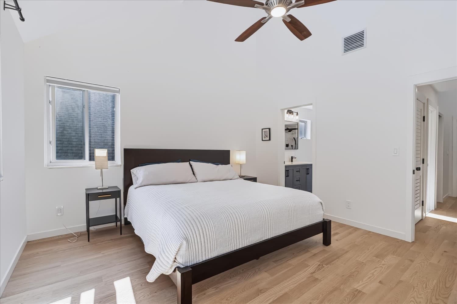 Condominium at 20 Ship Ave # 38, Medford MA 02155, Medford, photo 16 of 33