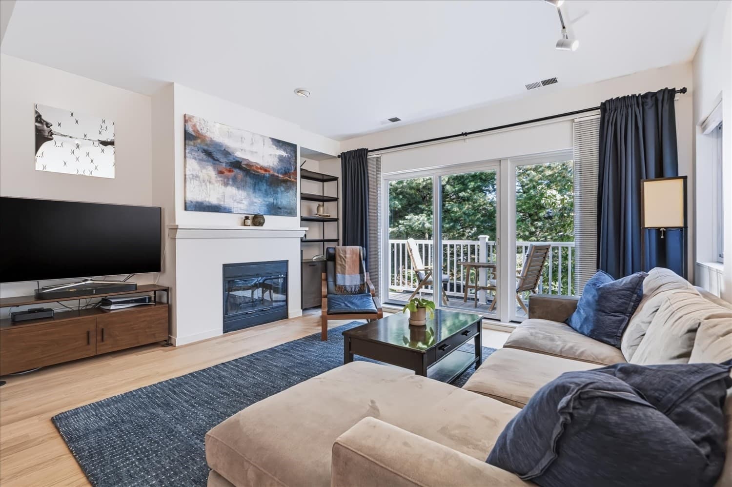 Condominium at 20 Ship Ave # 38, Medford MA 02155, Medford, photo 9 of 33