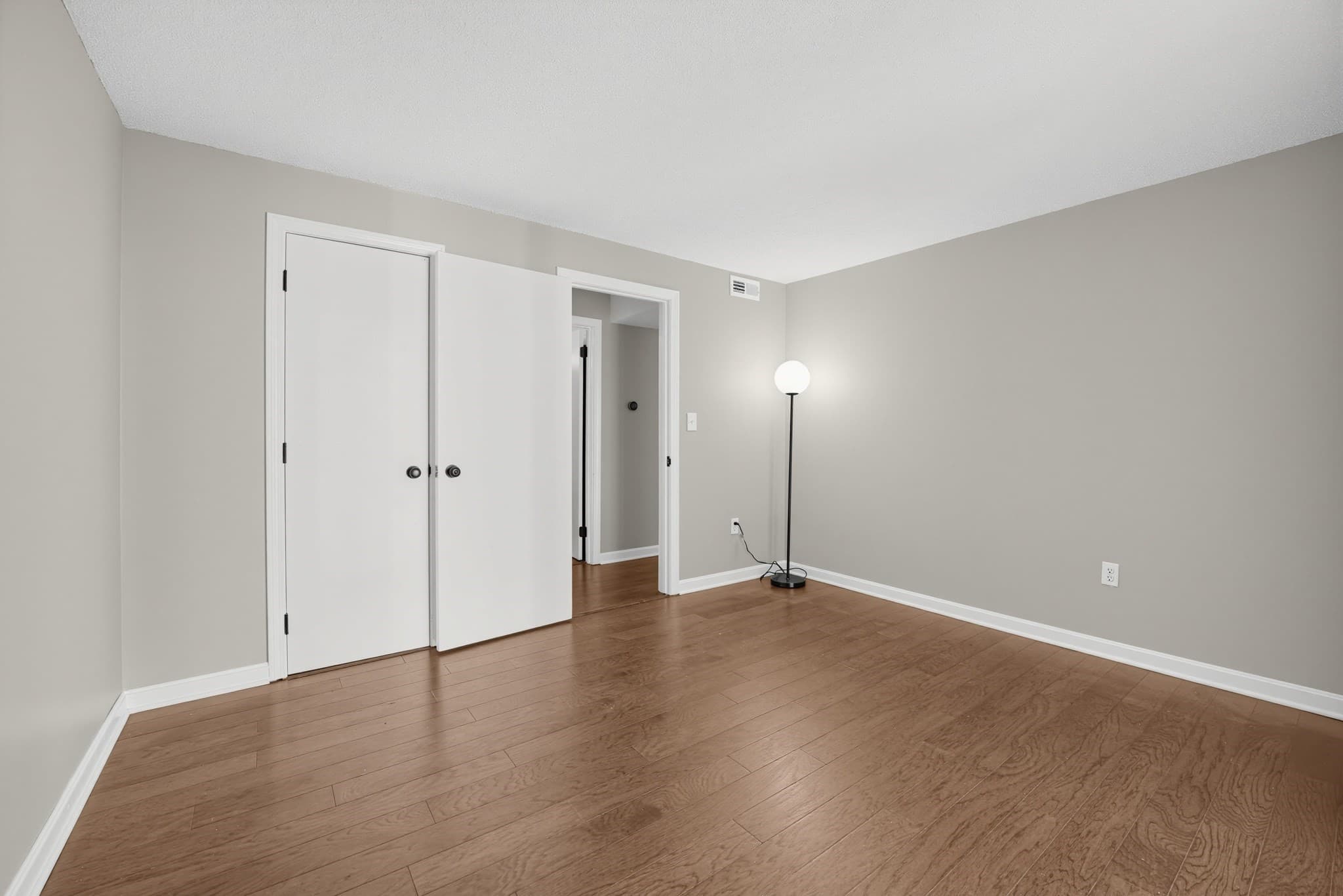 Condominium at 14 Walden Drive # 8, Natick MA 01760, Natick, photo 10 of 16